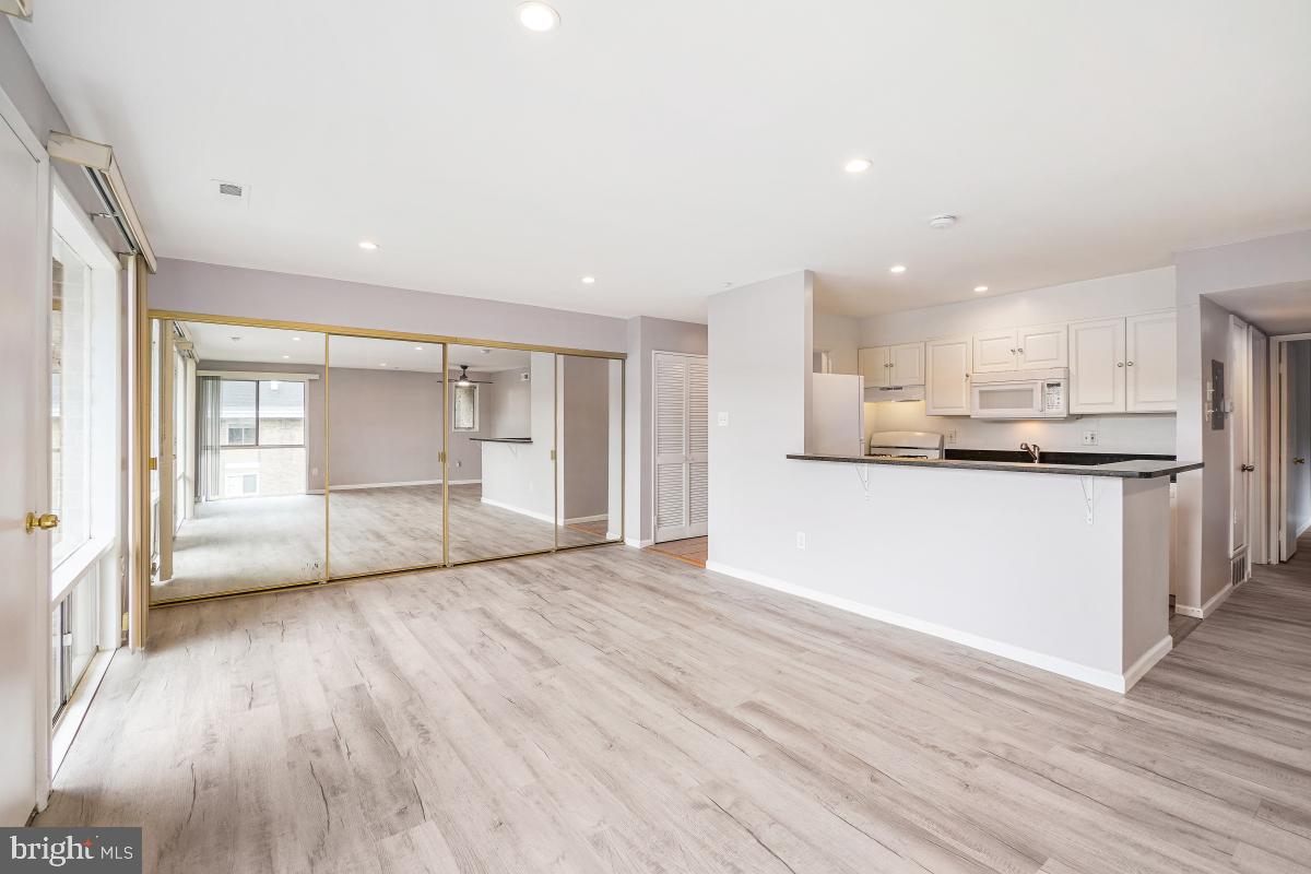 WILSON BRIDGE - Residential Lease