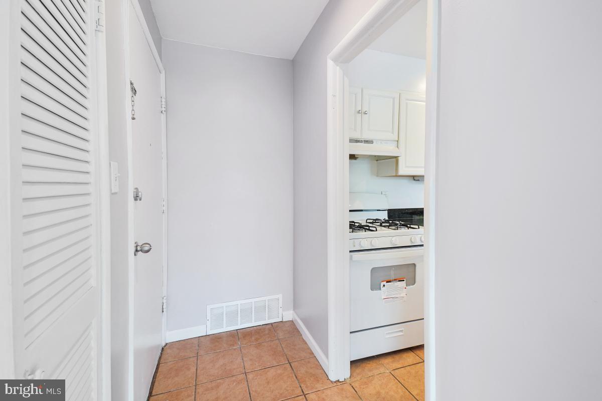 WILSON BRIDGE - Residential Lease