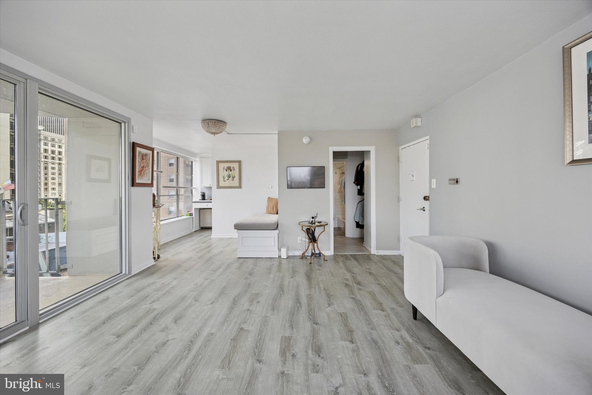 RITTENHOUSE SQUARE - Residential