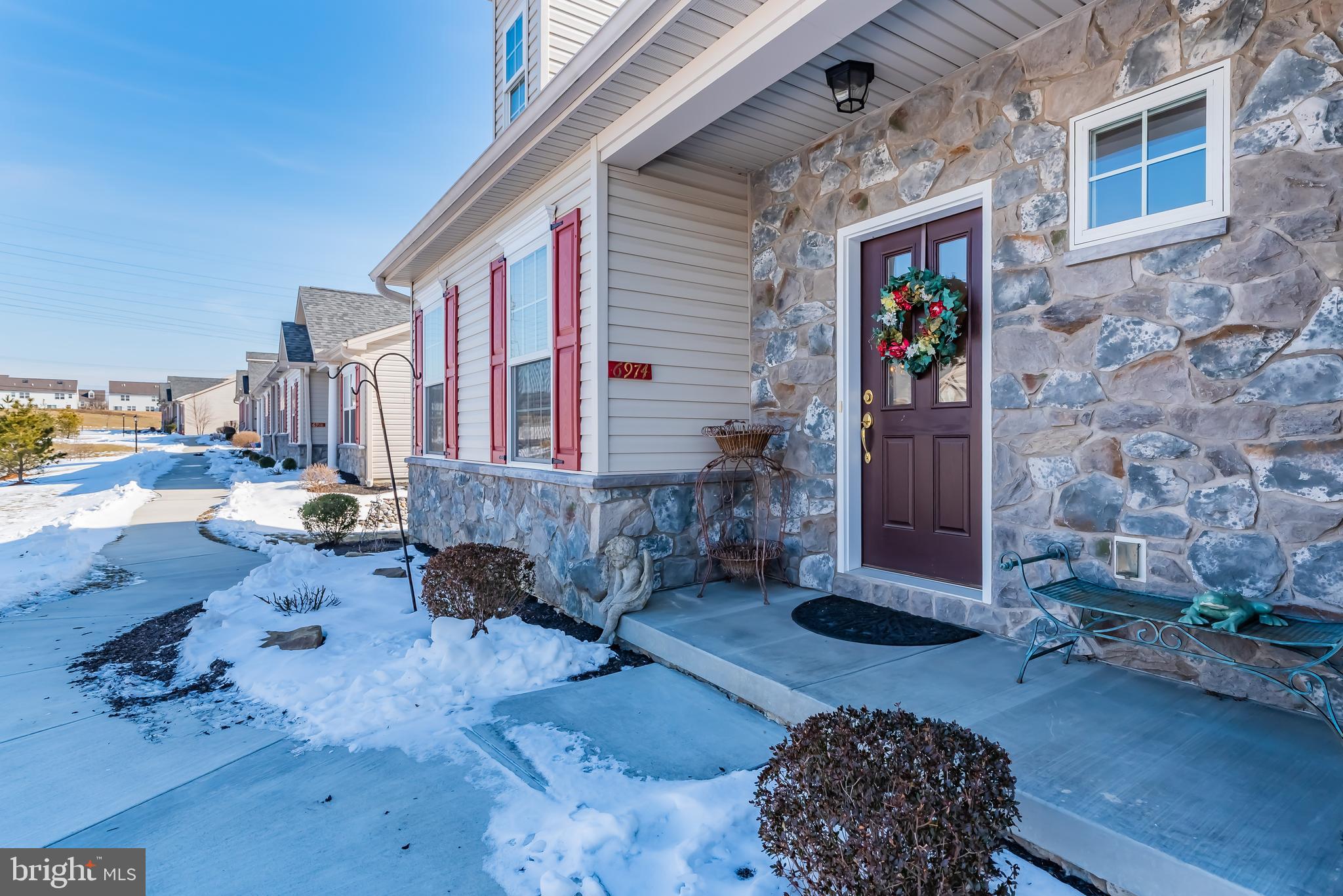 ARONDALE - Residential