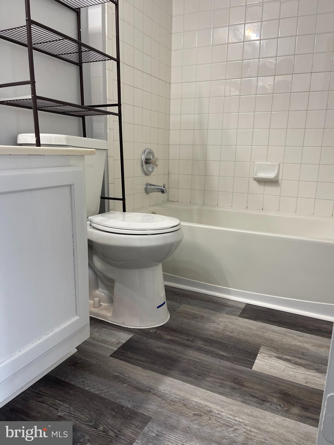 SOUTH RIDING - Residential