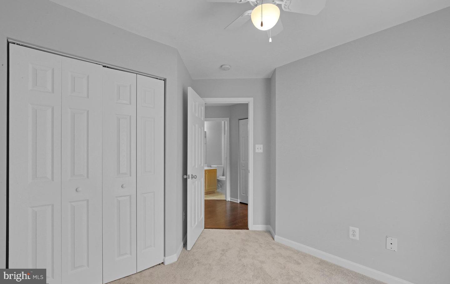 SOUTH RIDING - Residential