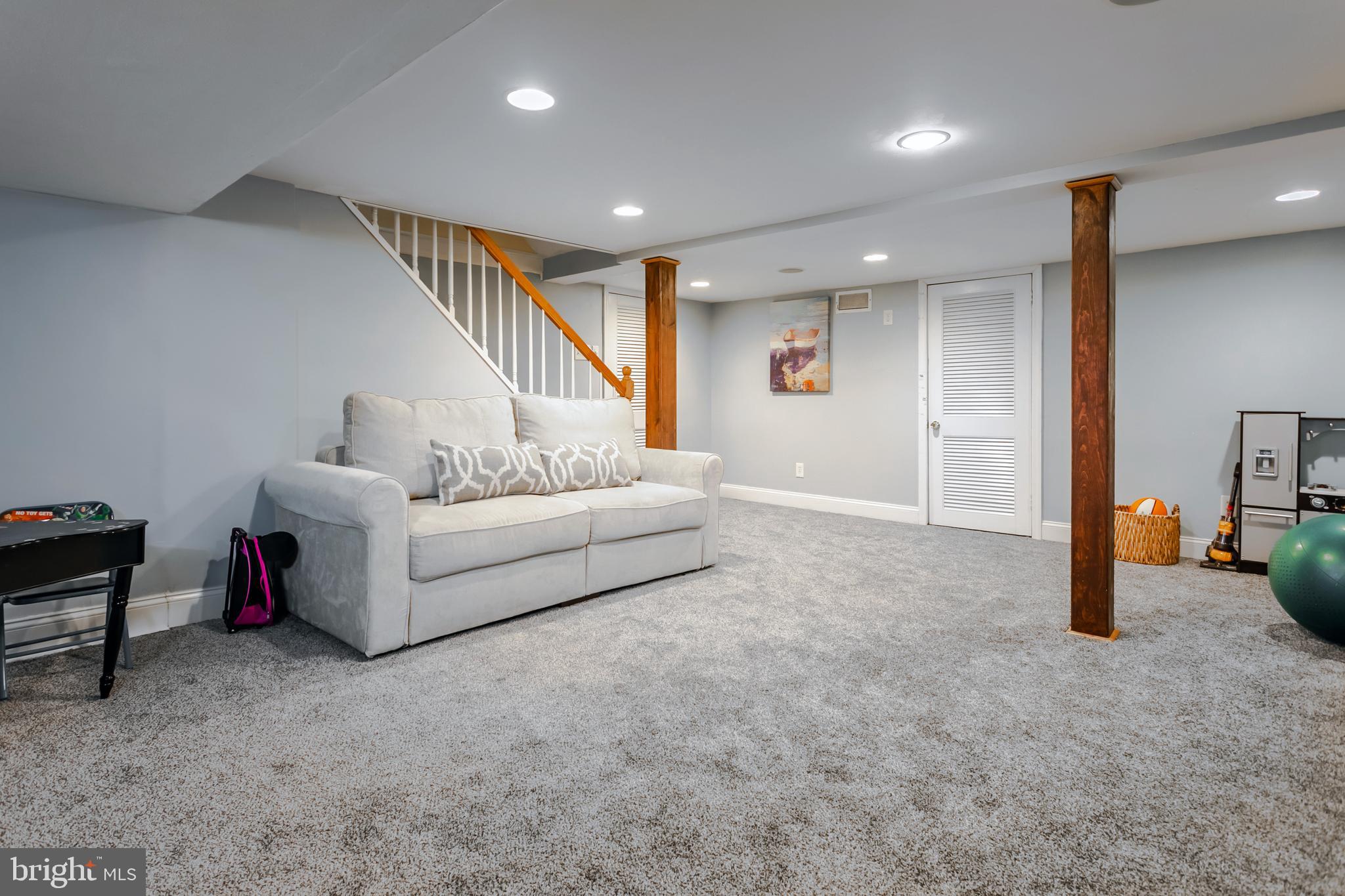 BROOKLINE - Residential