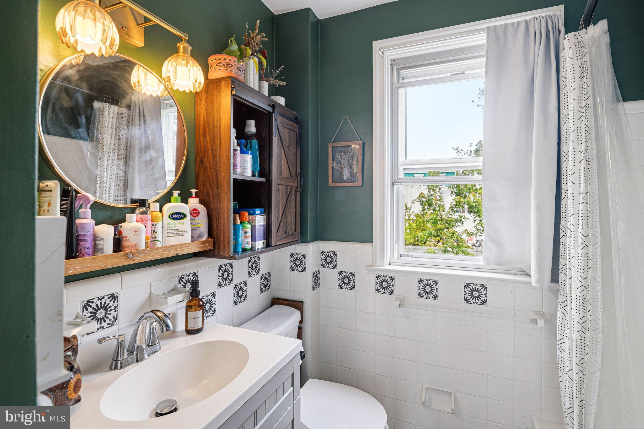 PHILADELPHIA - Residential