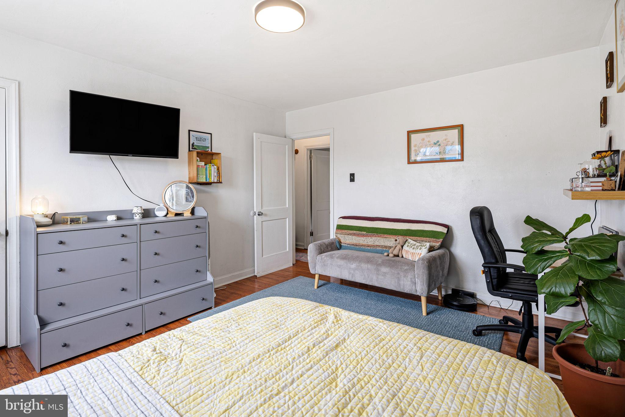 PHILADELPHIA - Residential