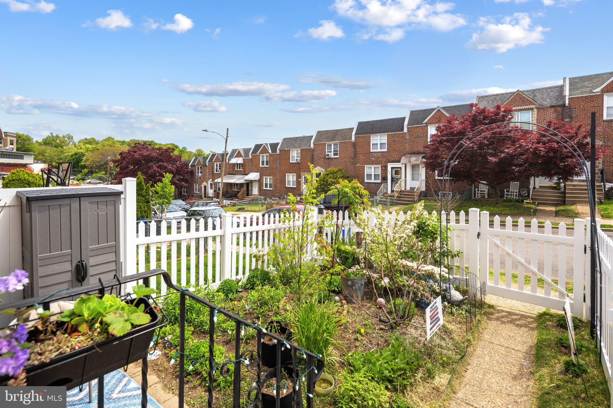 PHILADELPHIA - Residential