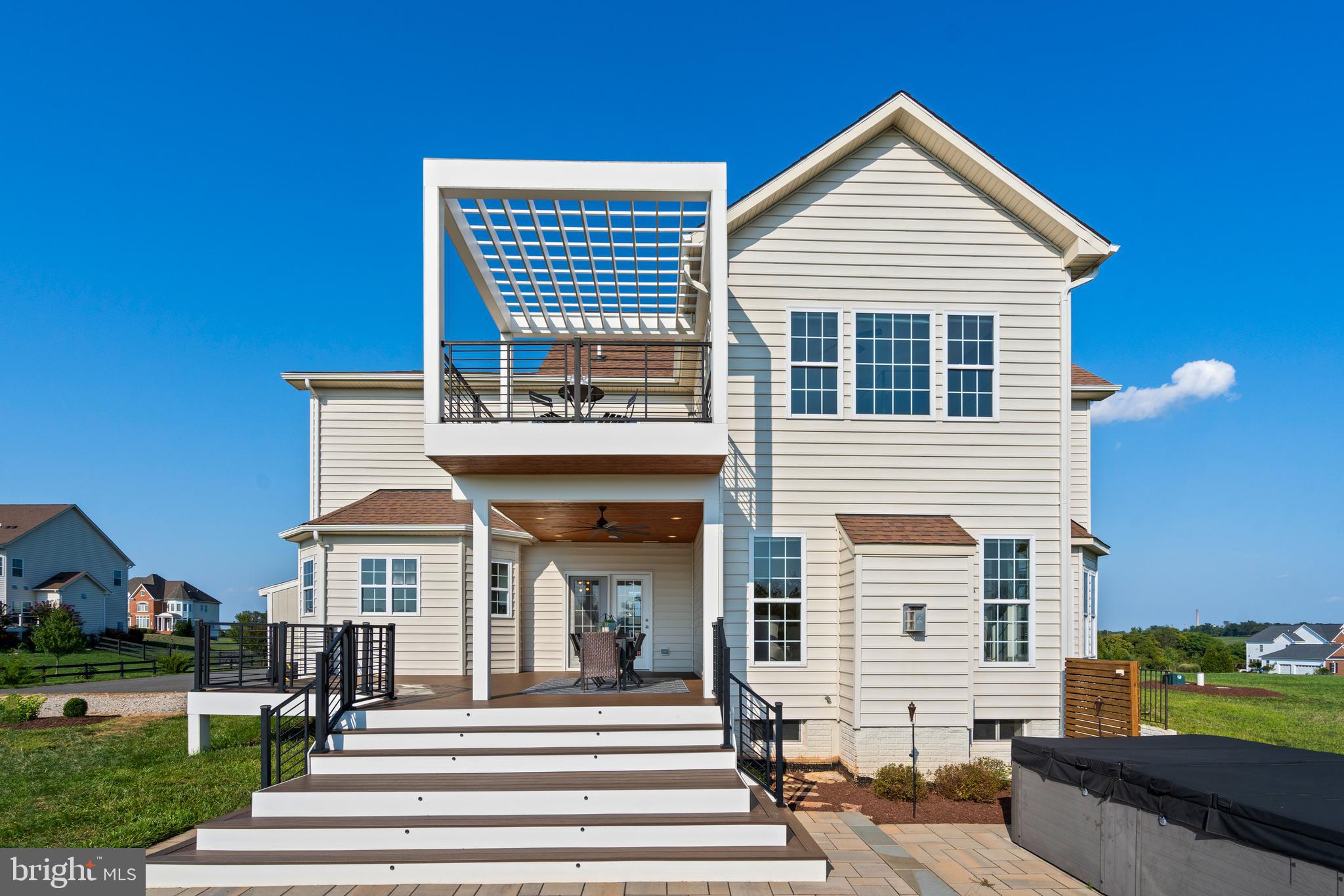 FALCONAIRE - Residential