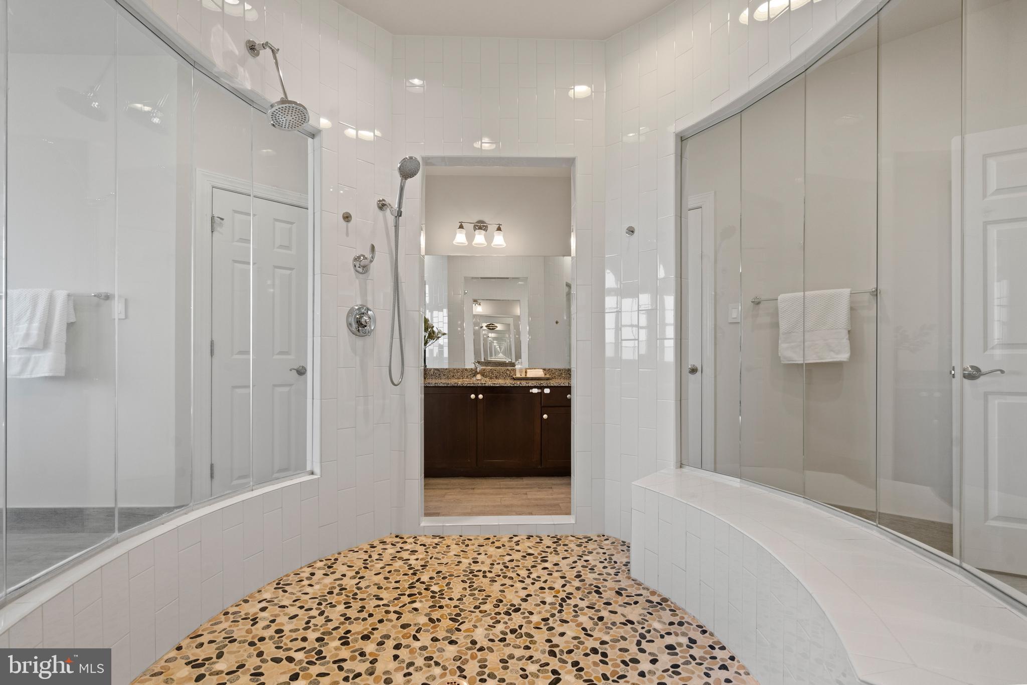 FALCONAIRE - Residential