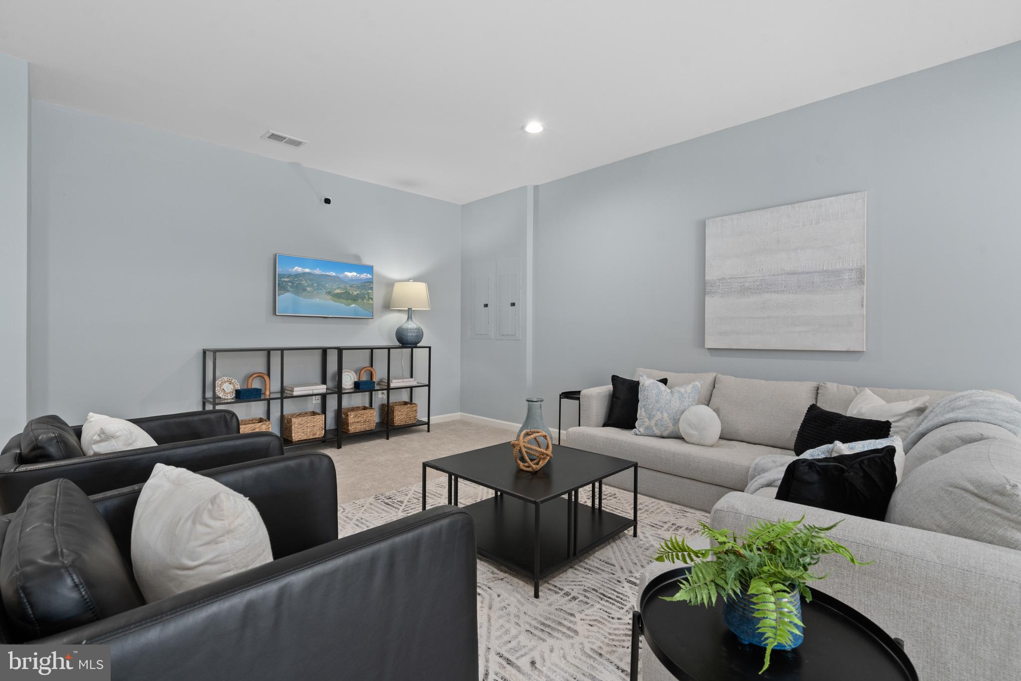 FALCONAIRE - Residential