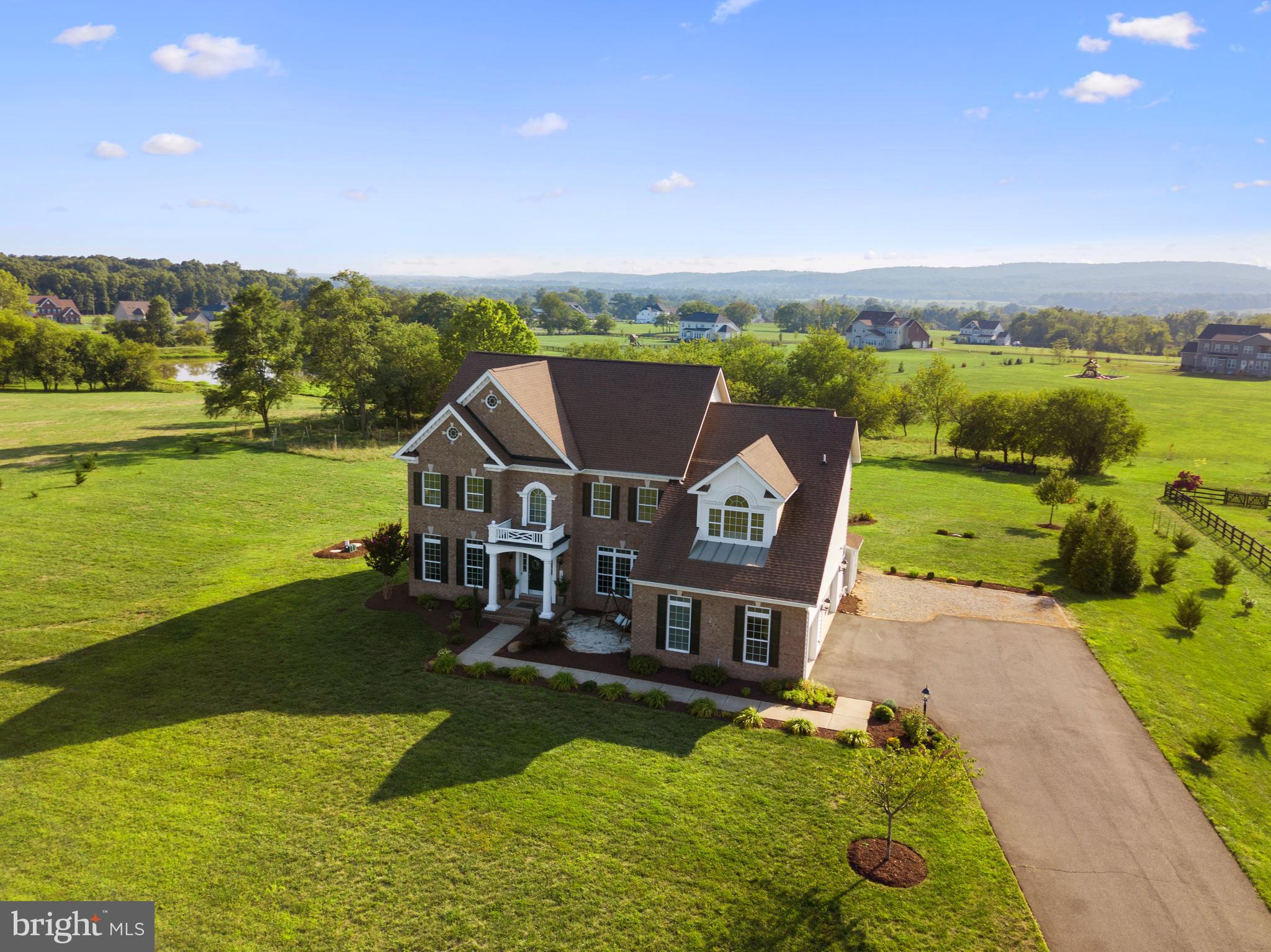 FALCONAIRE - Residential