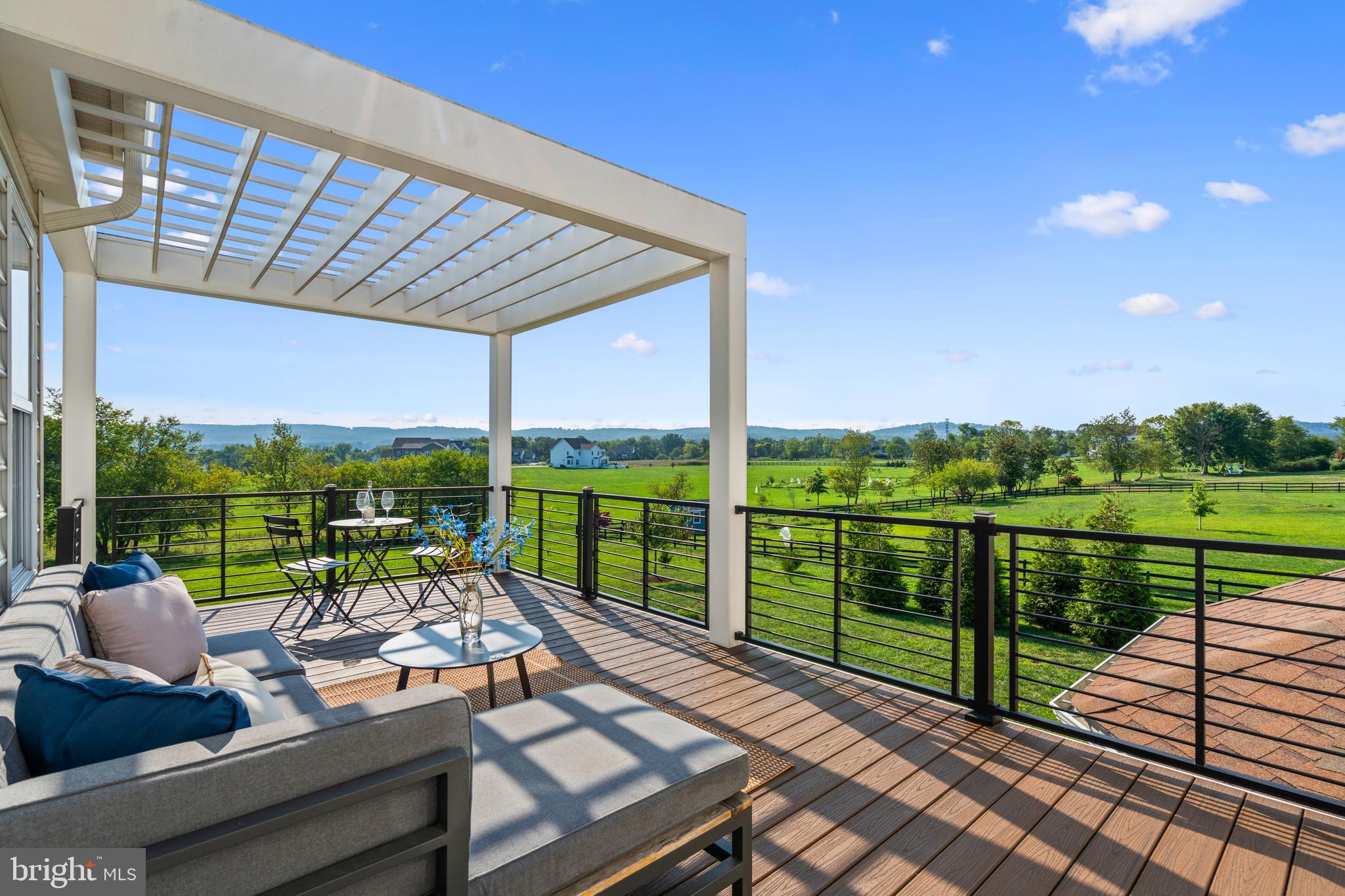 FALCONAIRE - Residential