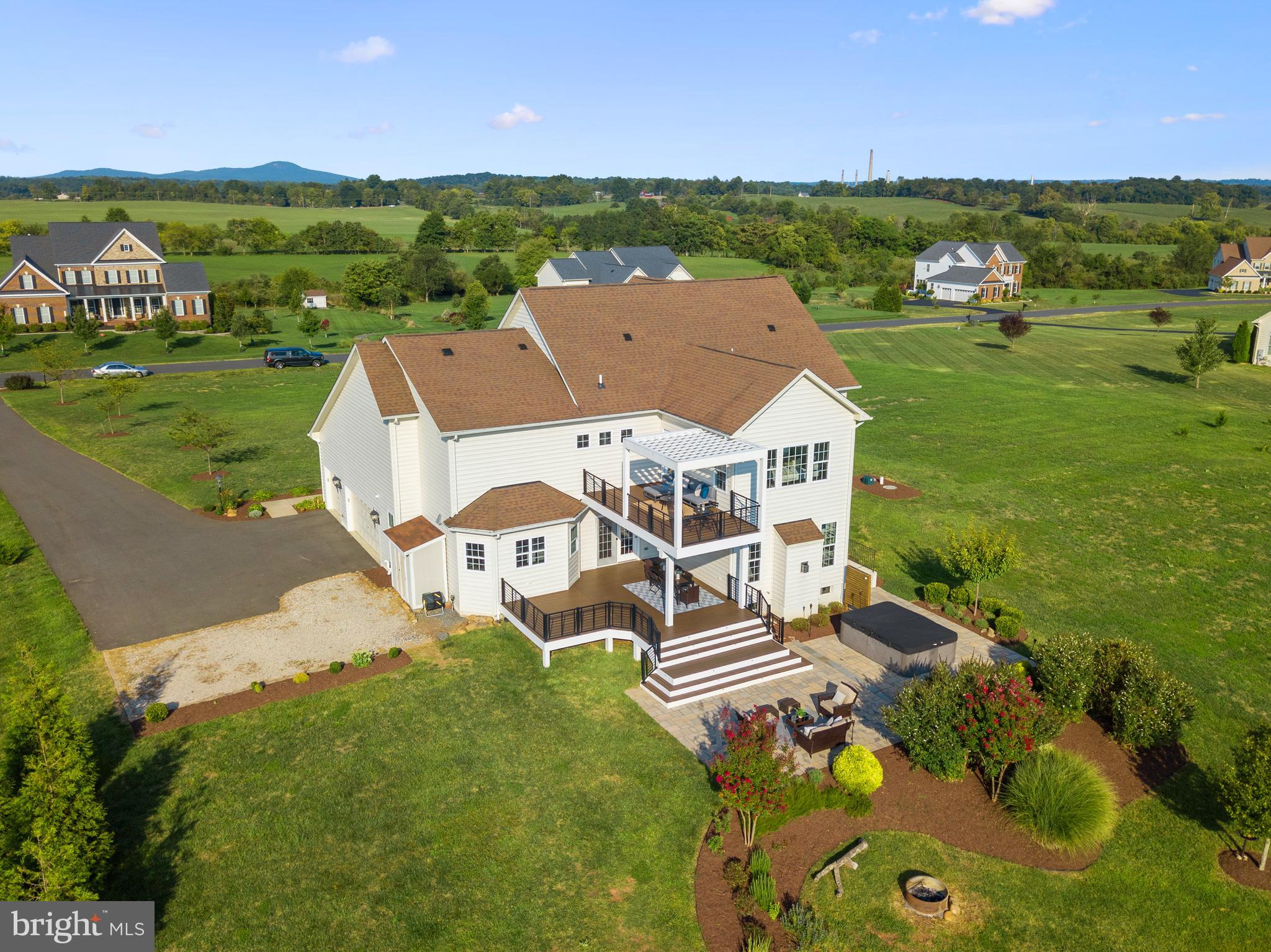 FALCONAIRE - Residential