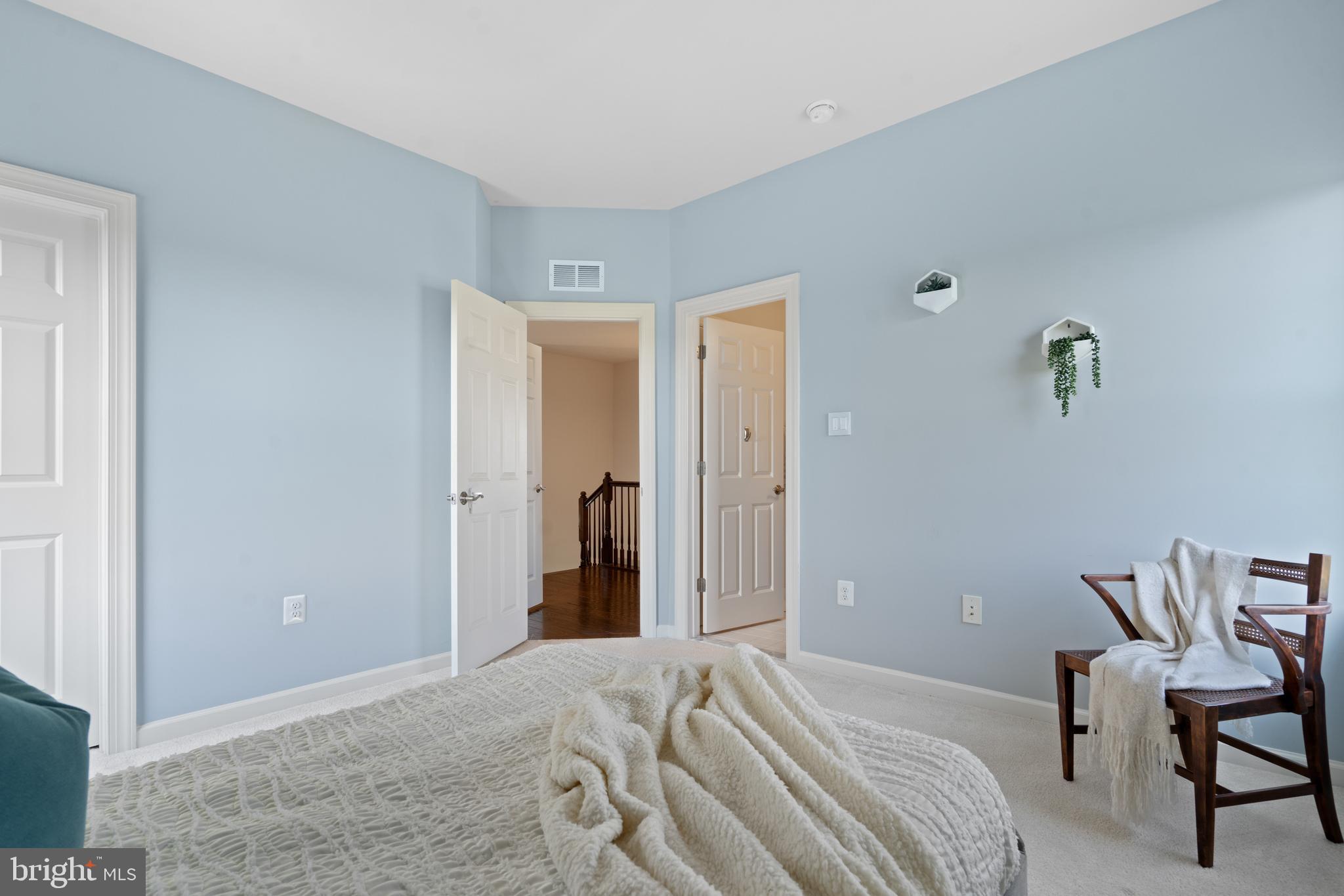 FALCONAIRE - Residential