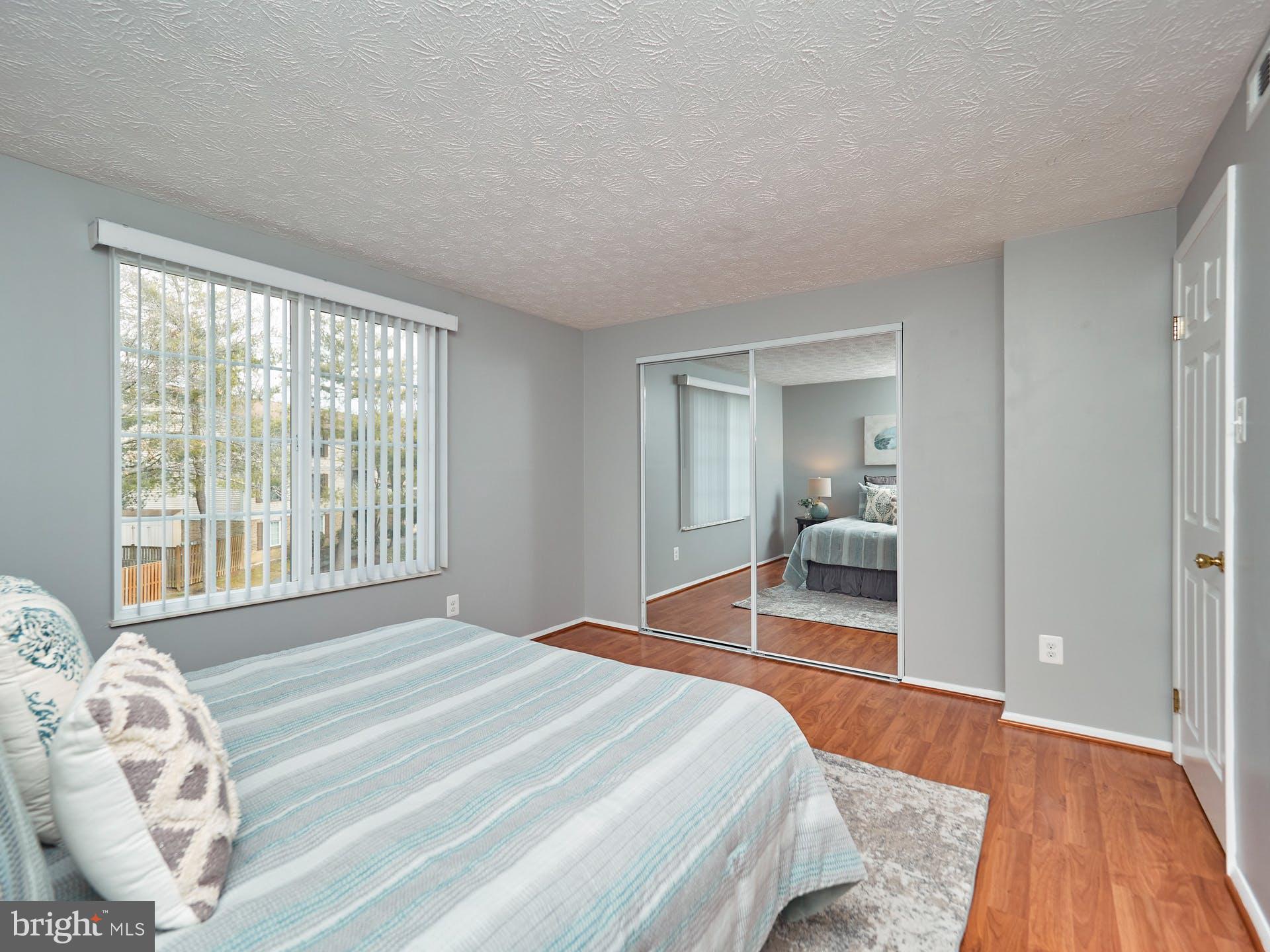 MOUNT VERNON LAKES CONDO - Residential