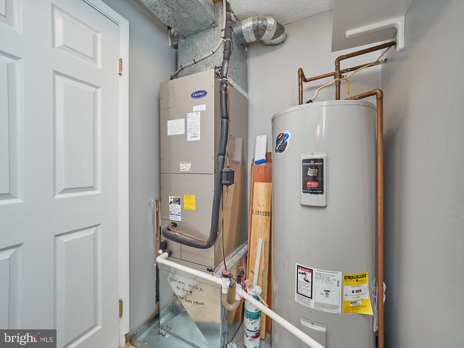 MOUNT VERNON LAKES CONDO - Residential