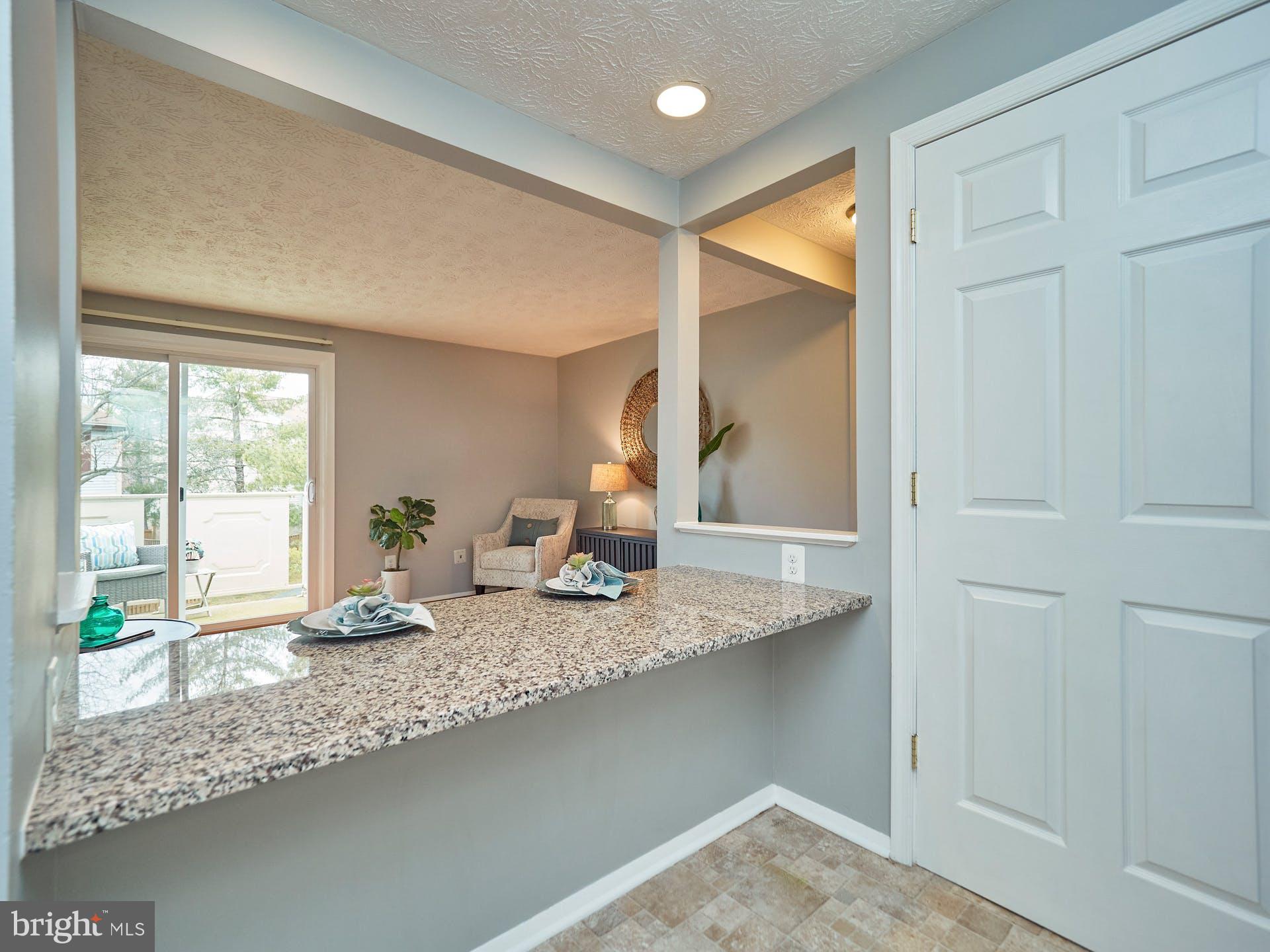 MOUNT VERNON LAKES CONDO - Residential