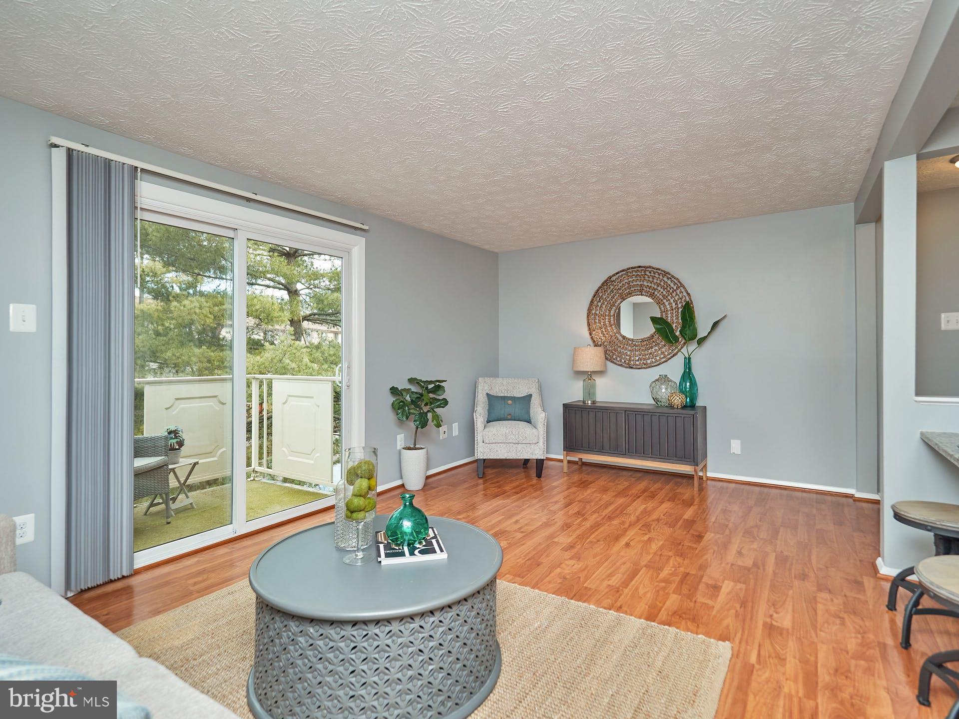 MOUNT VERNON LAKES CONDO - Residential