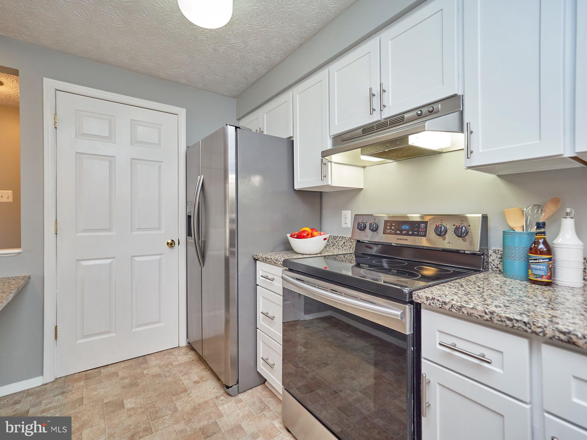 MOUNT VERNON LAKES CONDO - Residential