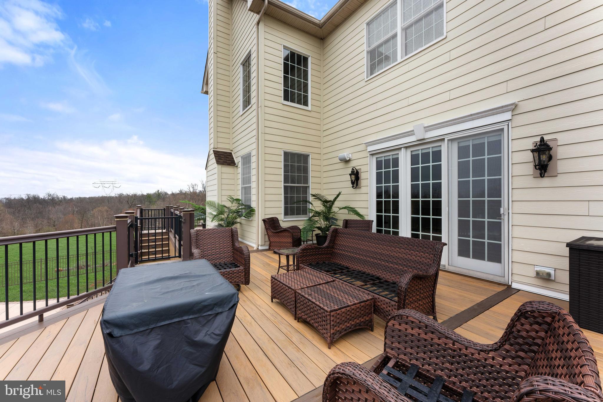 ESTATES AT HILLTOWN - Residential