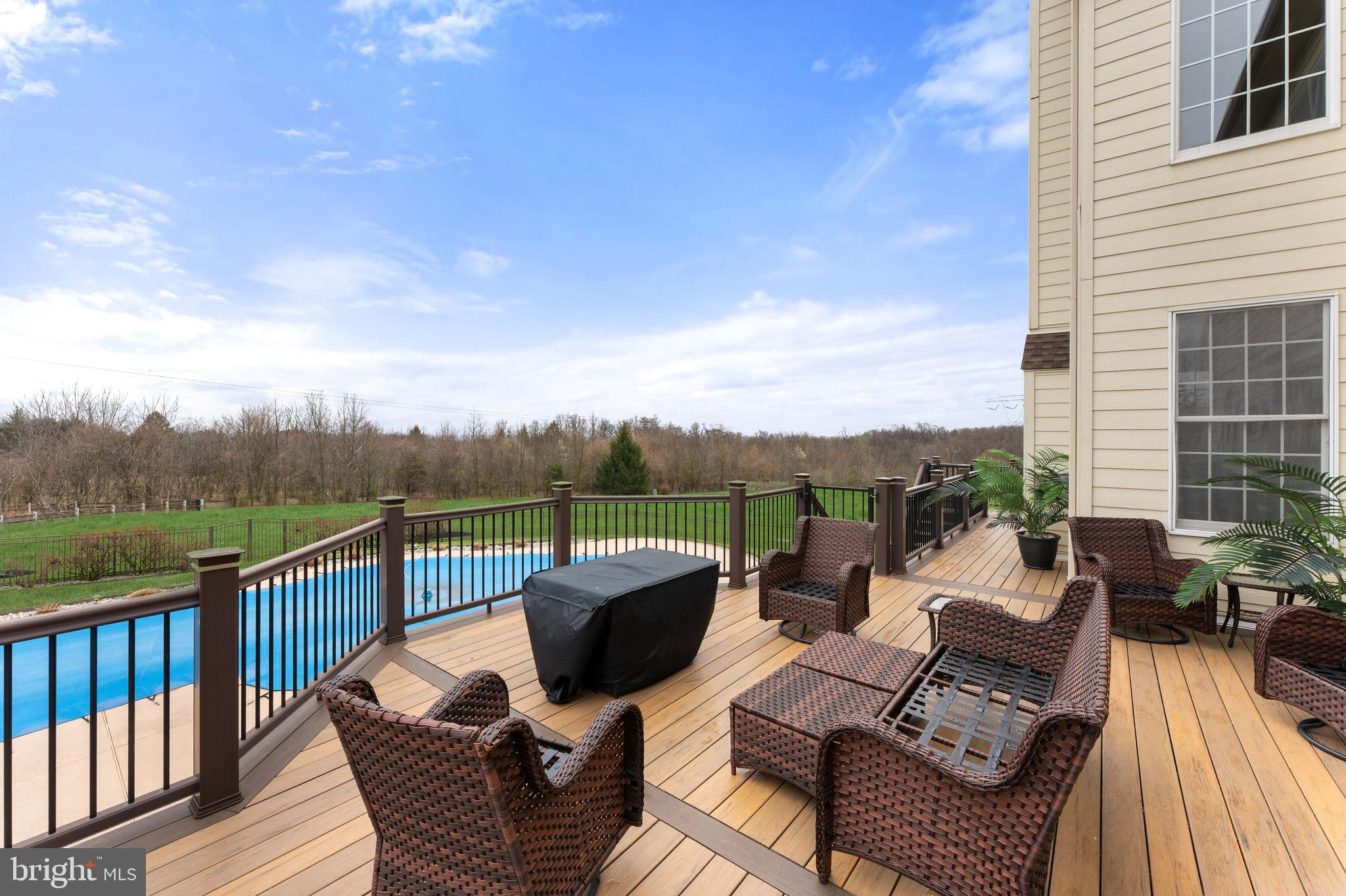 ESTATES AT HILLTOWN - Residential