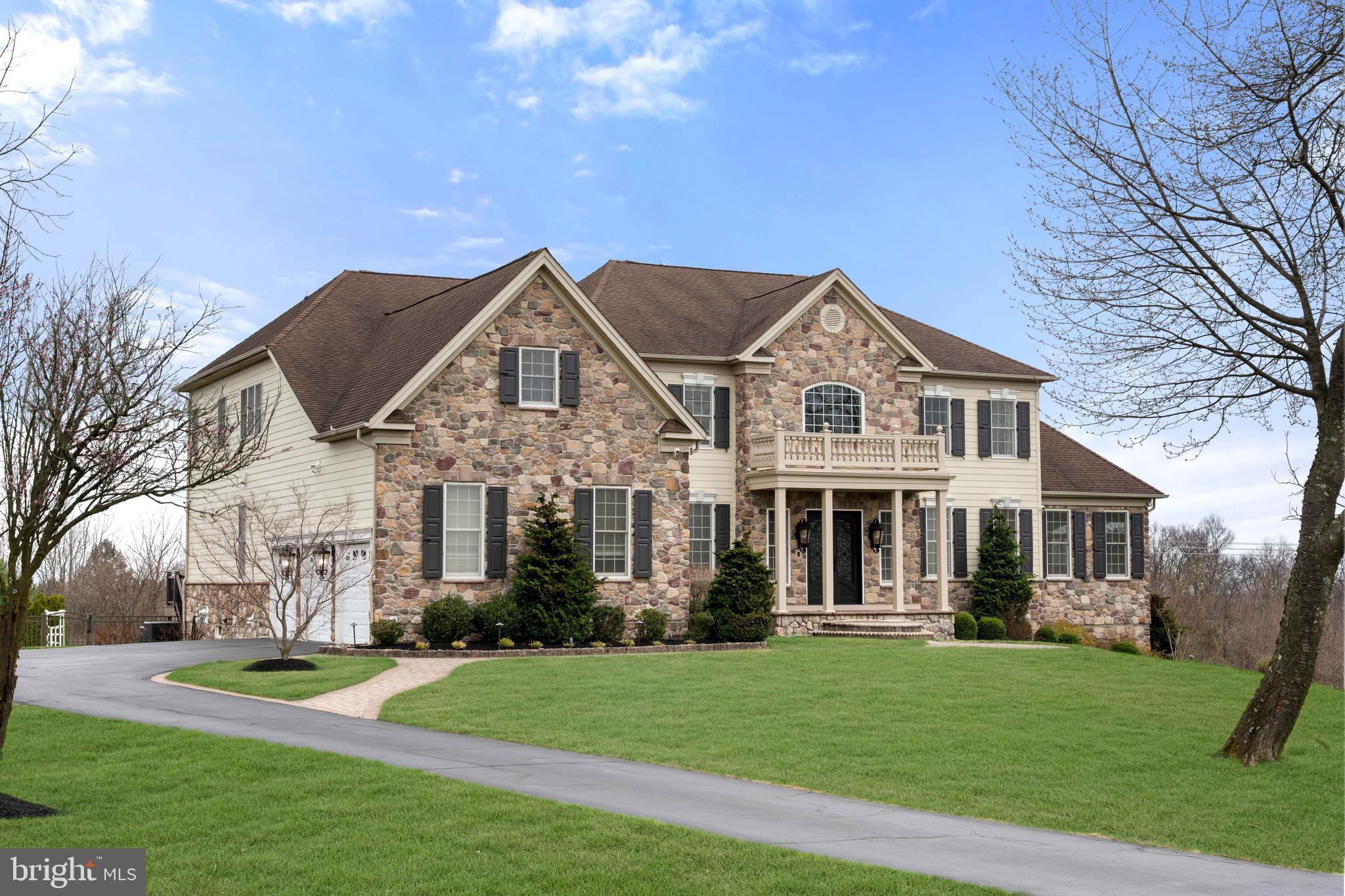 ESTATES AT HILLTOWN - Residential