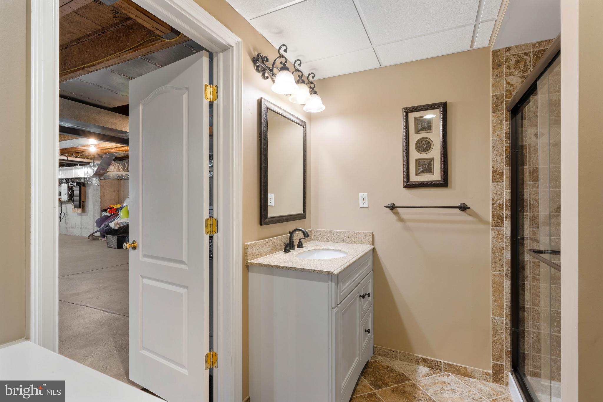 ESTATES AT HILLTOWN - Residential