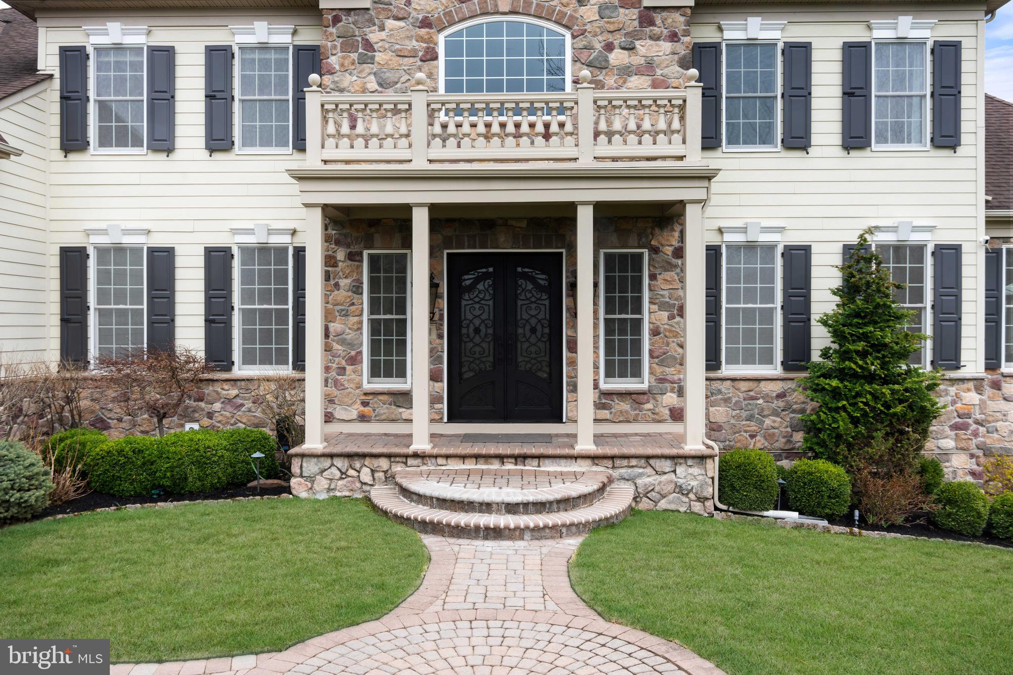 ESTATES AT HILLTOWN - Residential