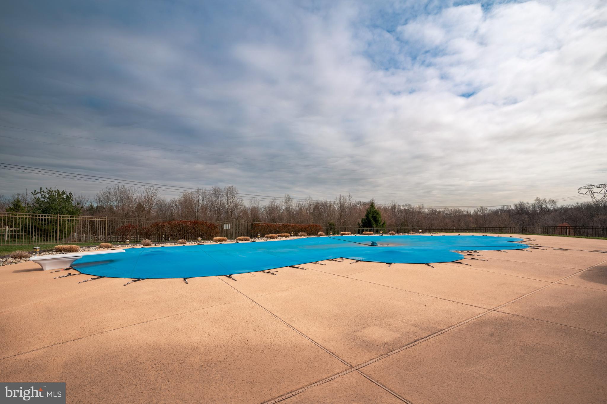 ESTATES AT HILLTOWN - Residential