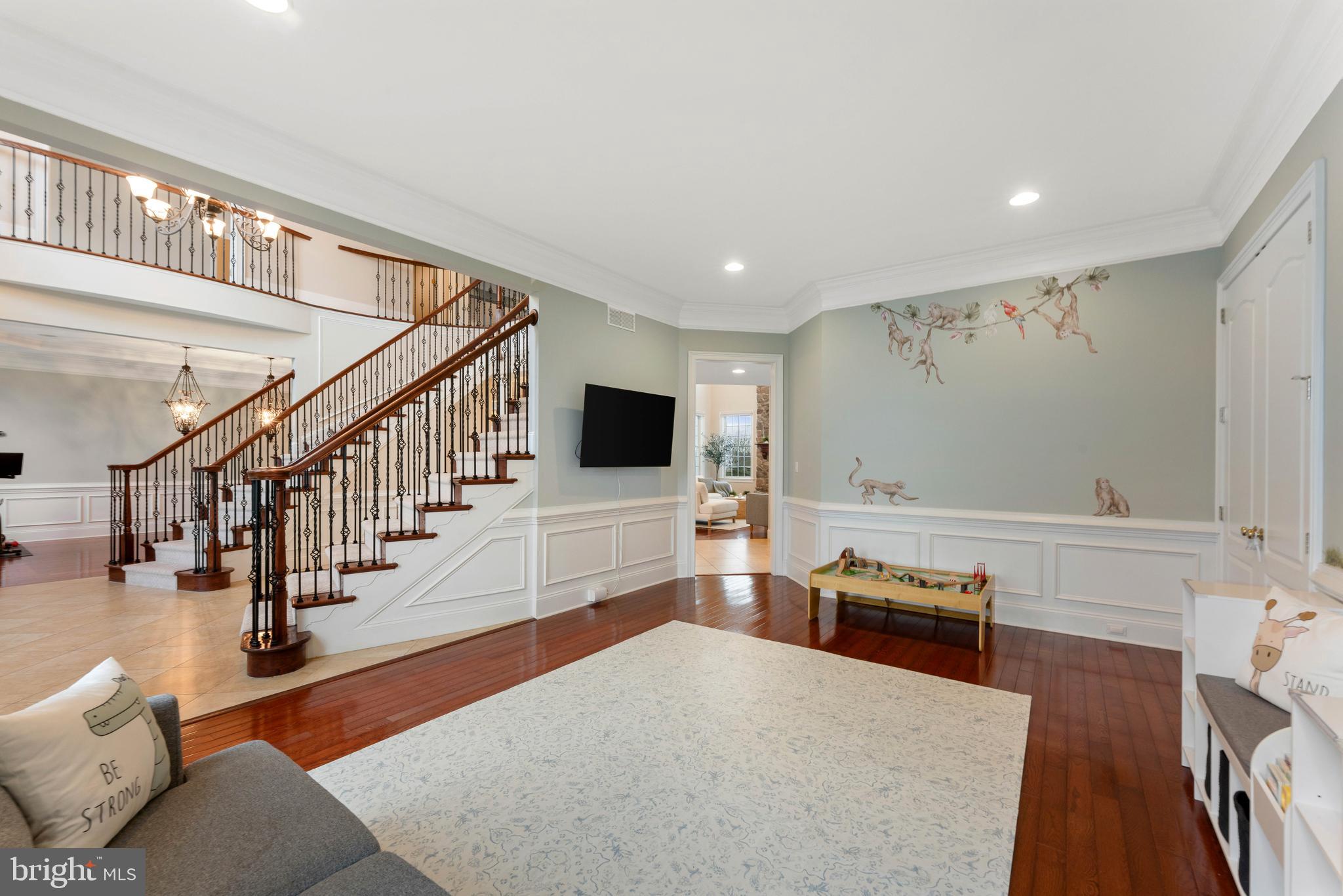 ESTATES AT HILLTOWN - Residential