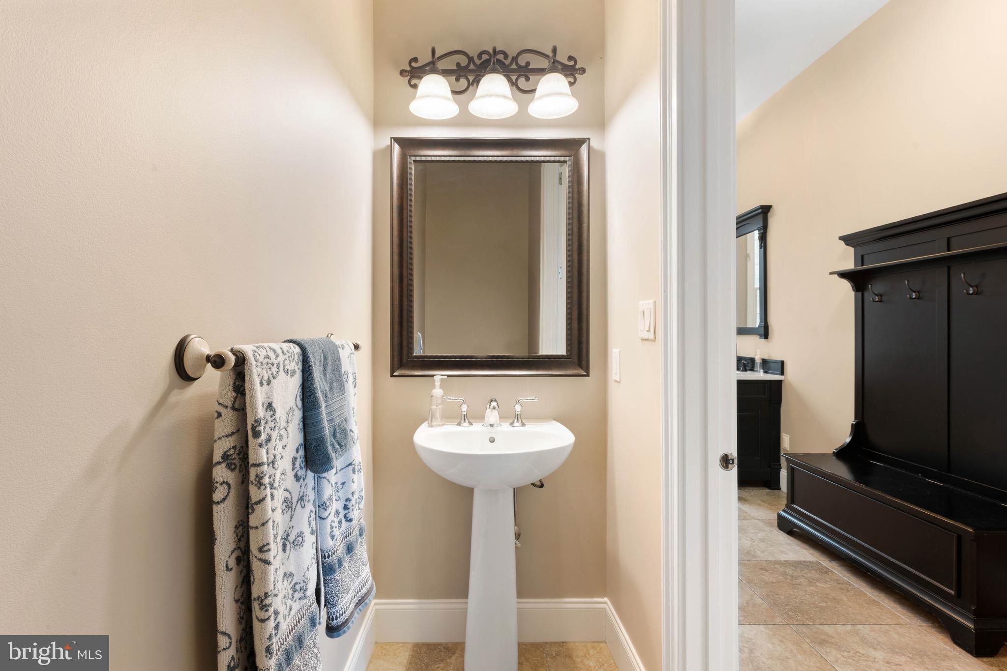 ESTATES AT HILLTOWN - Residential