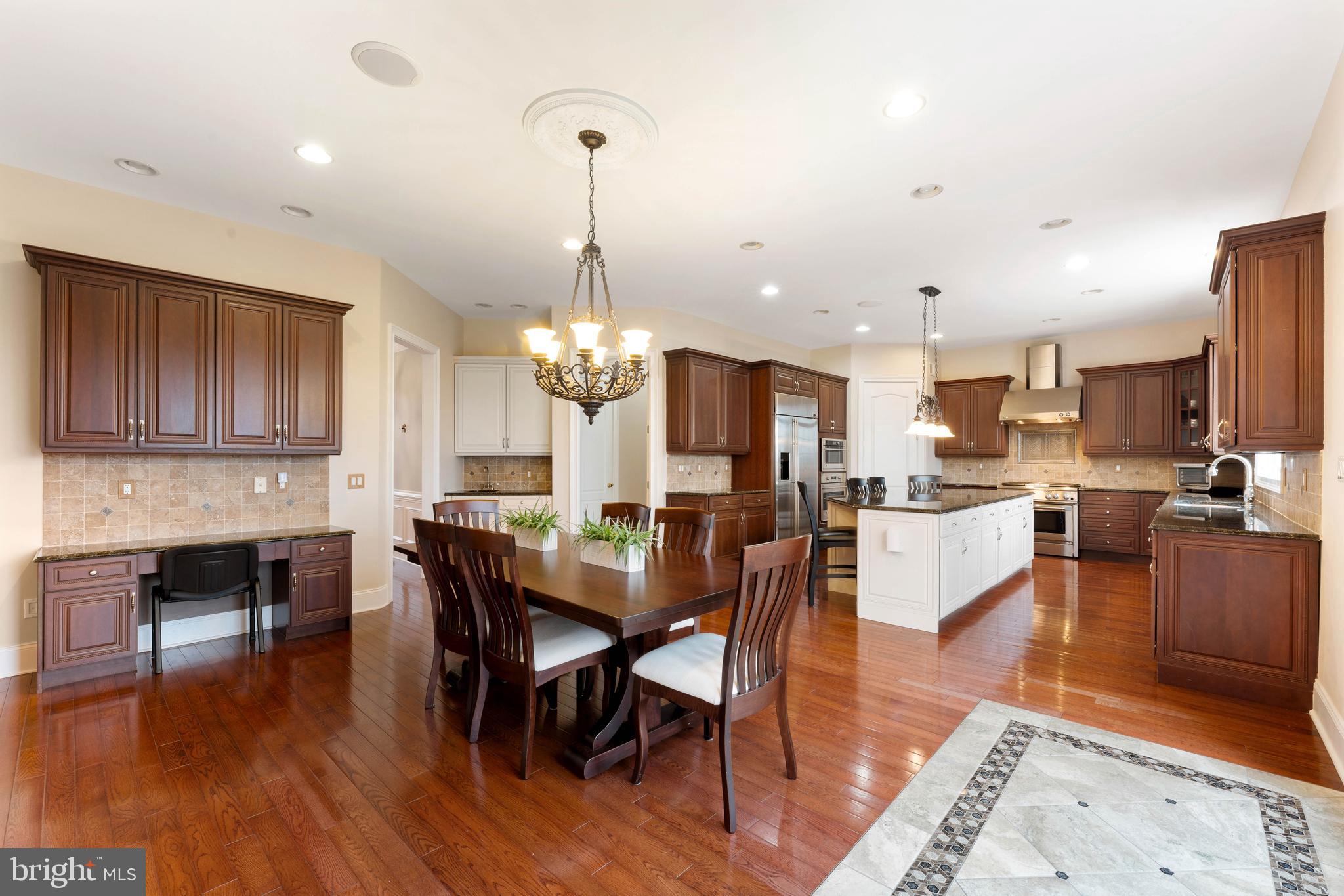 ESTATES AT HILLTOWN - Residential