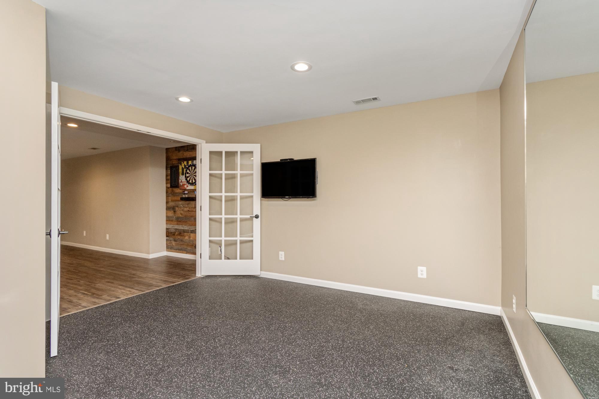 WOODCREST - Residential