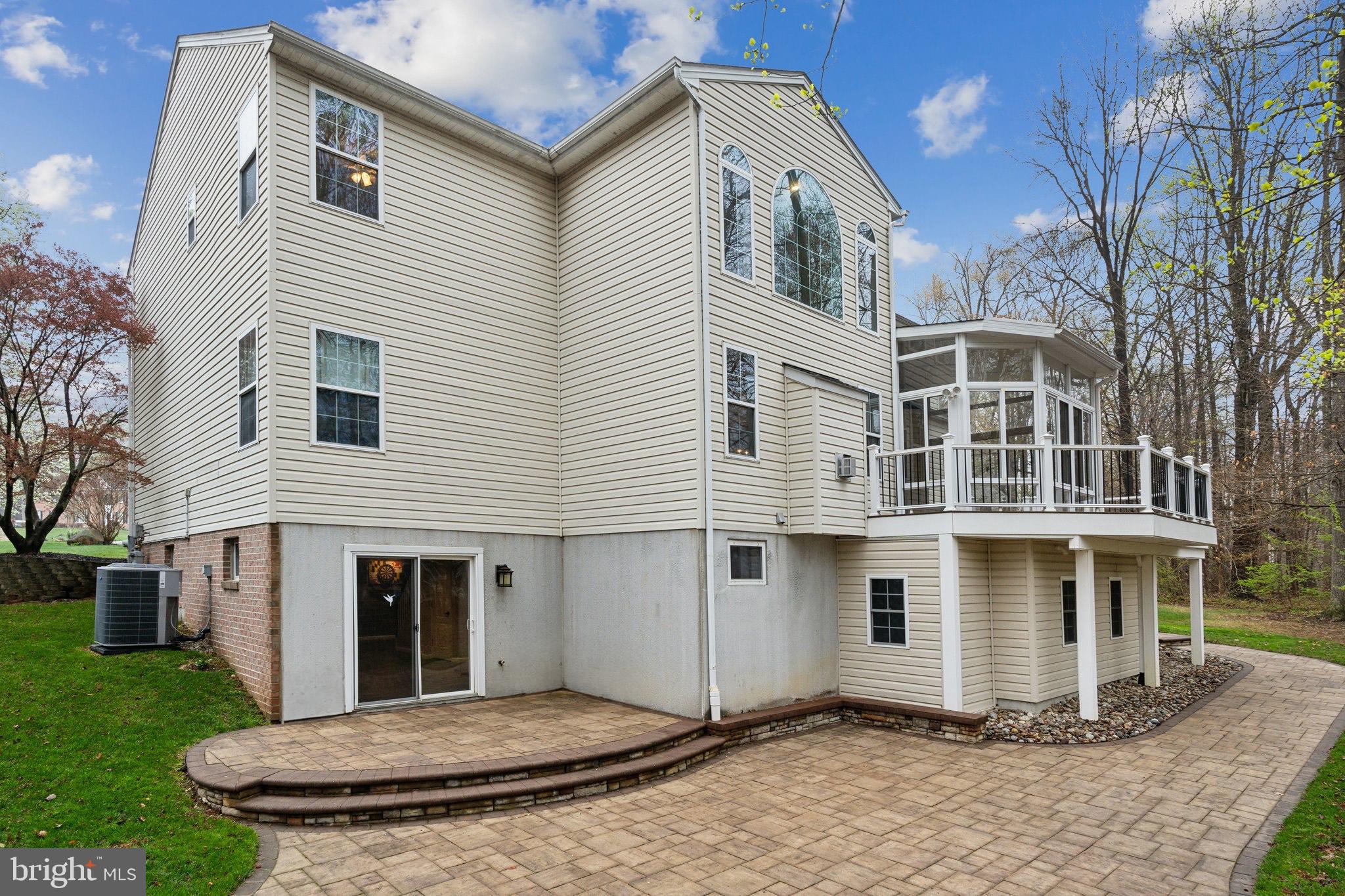 WOODCREST - Residential