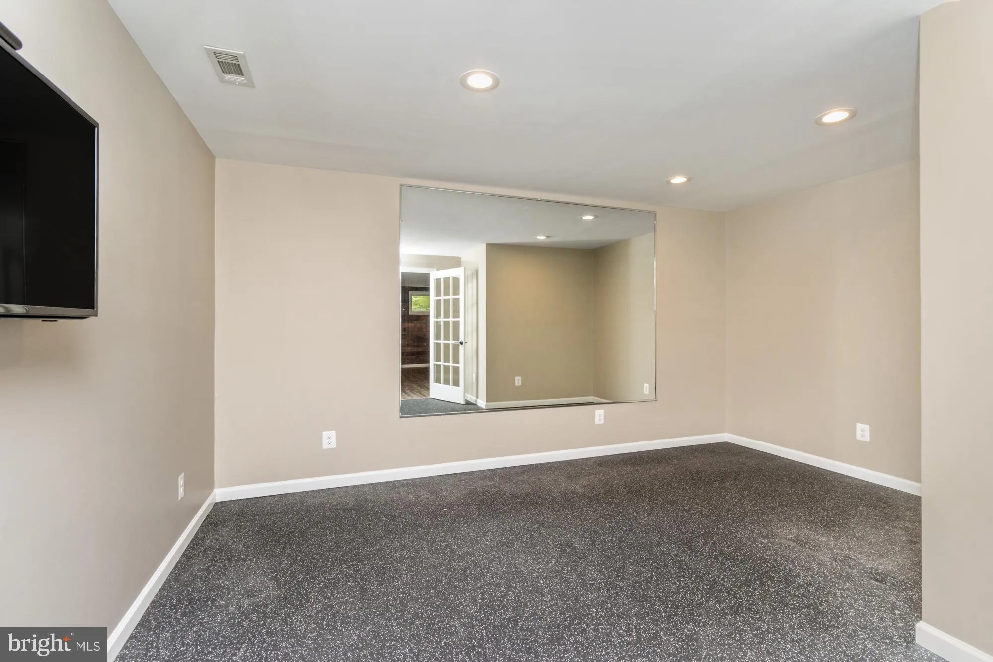 Fallston, Maryland 21047, United States, 5 Bedrooms Bedrooms, ,4 BathroomsBathrooms,Residential,Active,124531