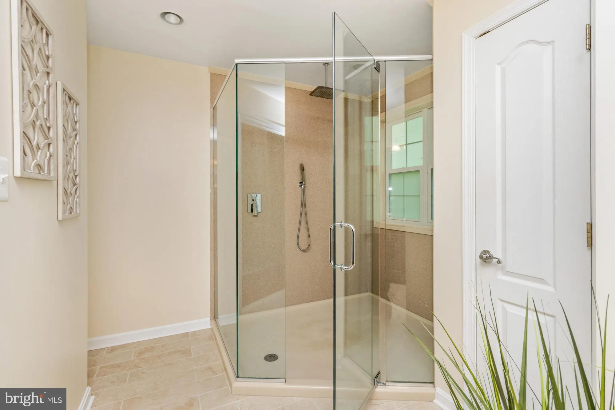 Fallston, Maryland 21047, United States, 5 Bedrooms Bedrooms, ,4 BathroomsBathrooms,Residential,Active,124531