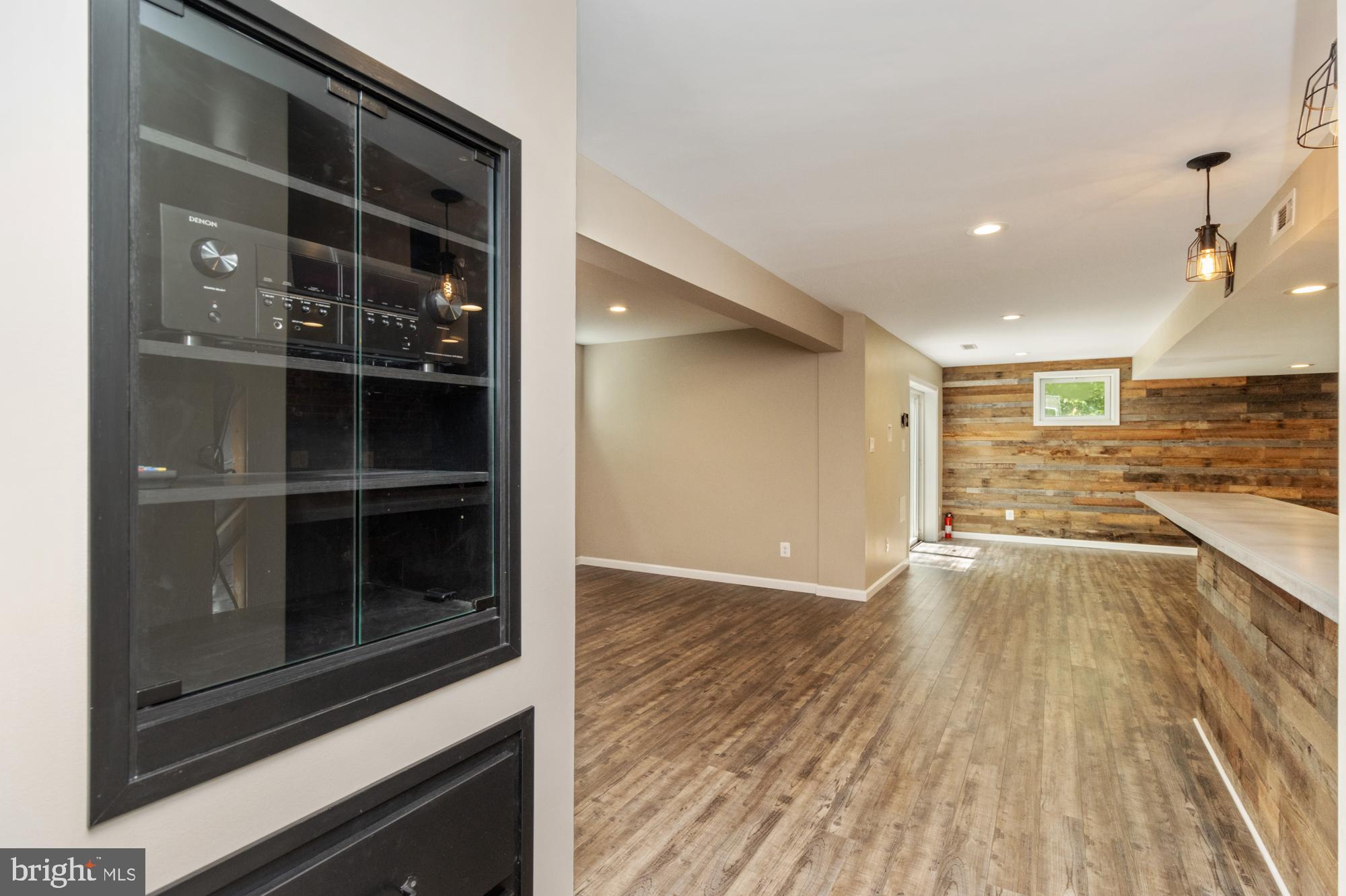 WOODCREST - Residential