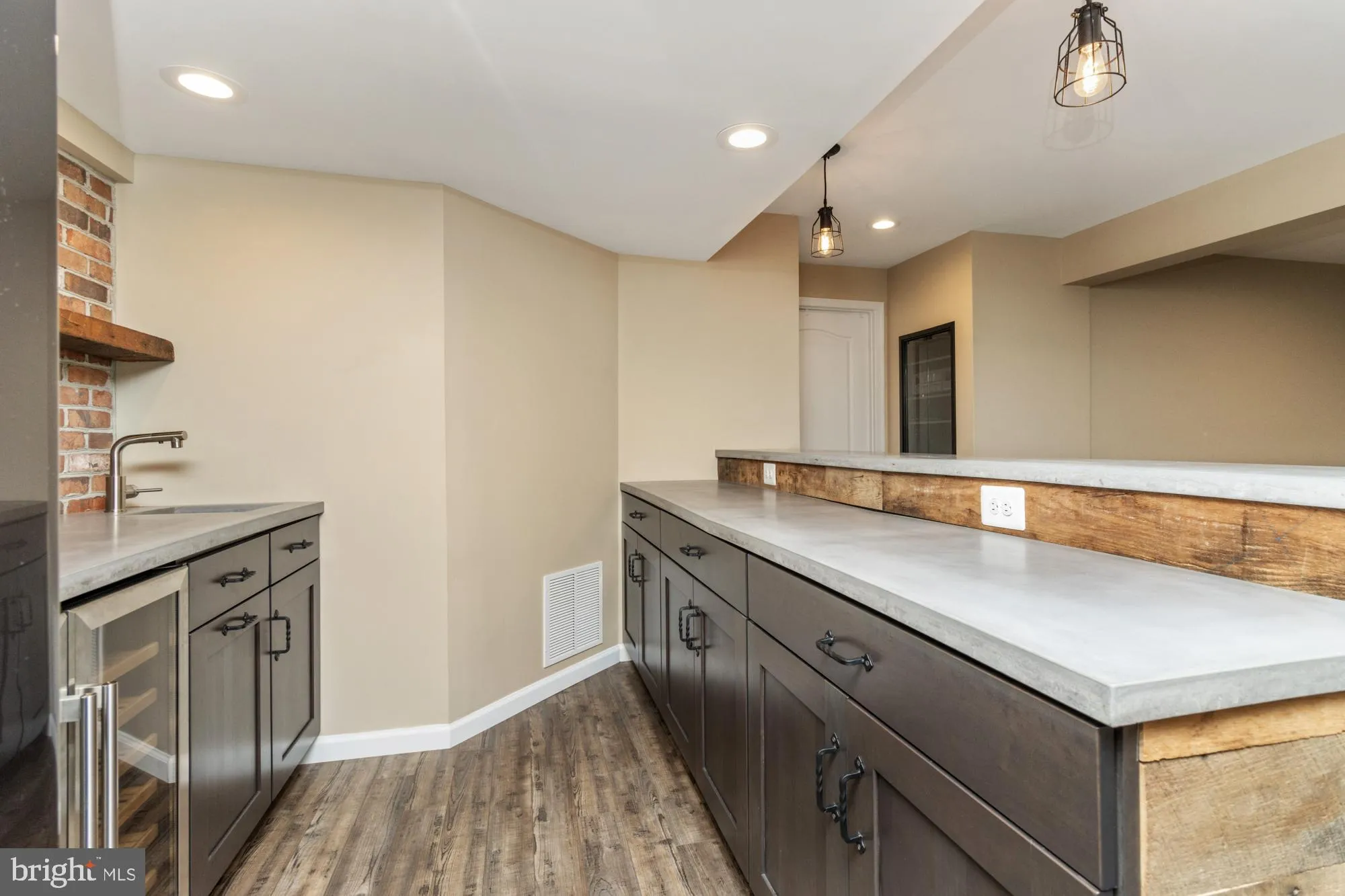 Fallston, Maryland 21047, United States, 5 Bedrooms Bedrooms, ,4 BathroomsBathrooms,Residential,Active,124531