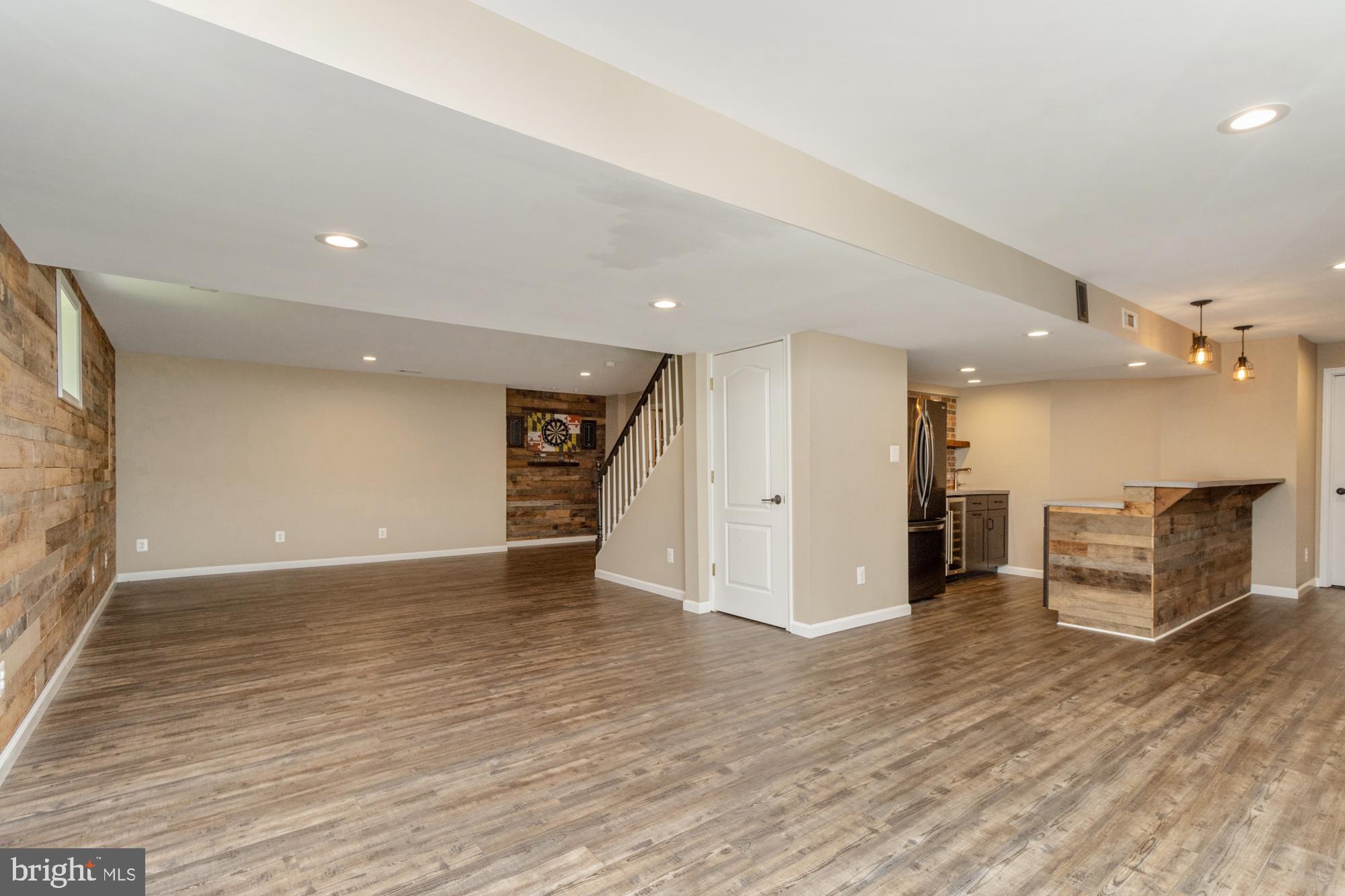 WOODCREST - Residential