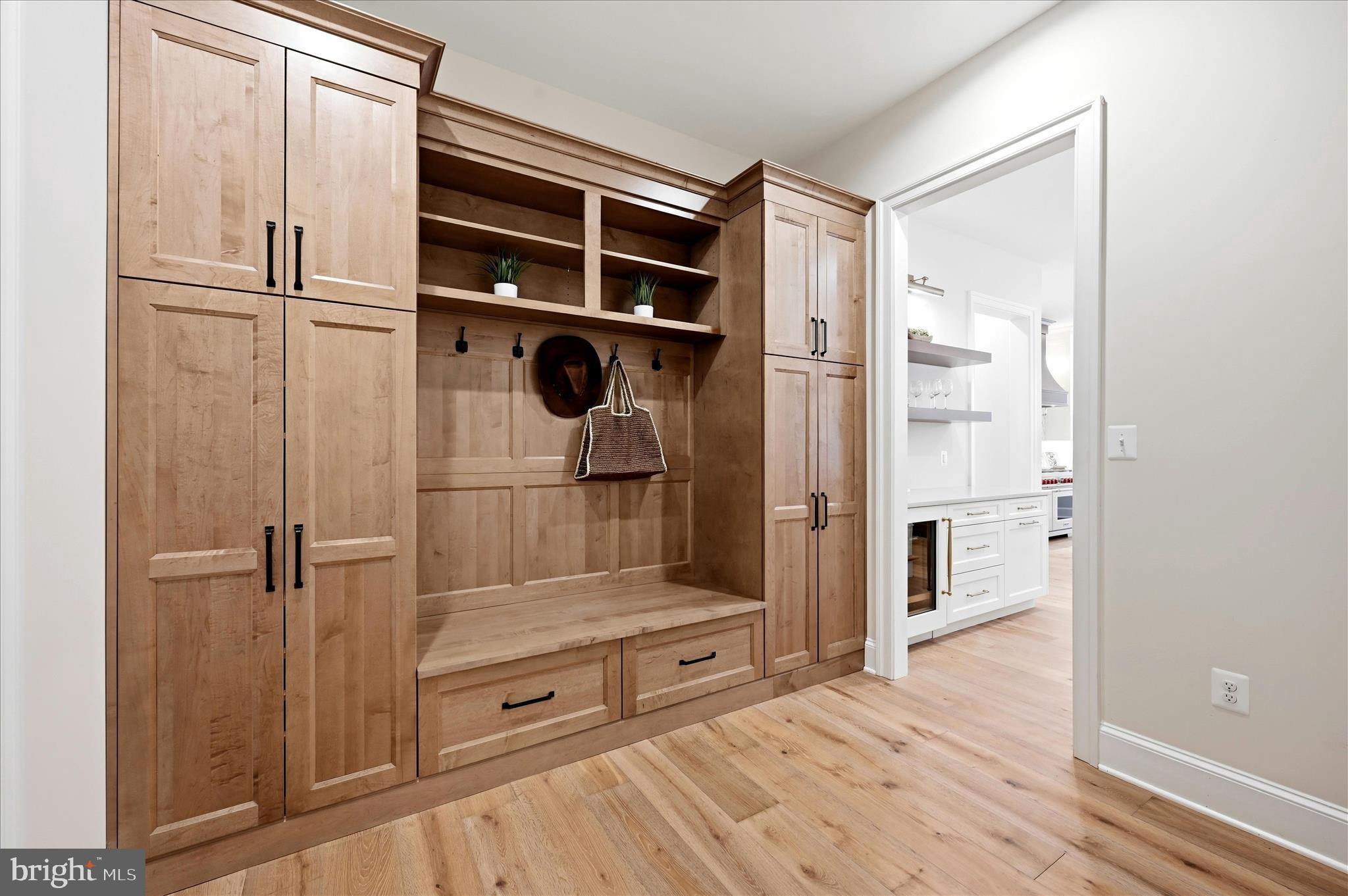 RED HILL - Residential