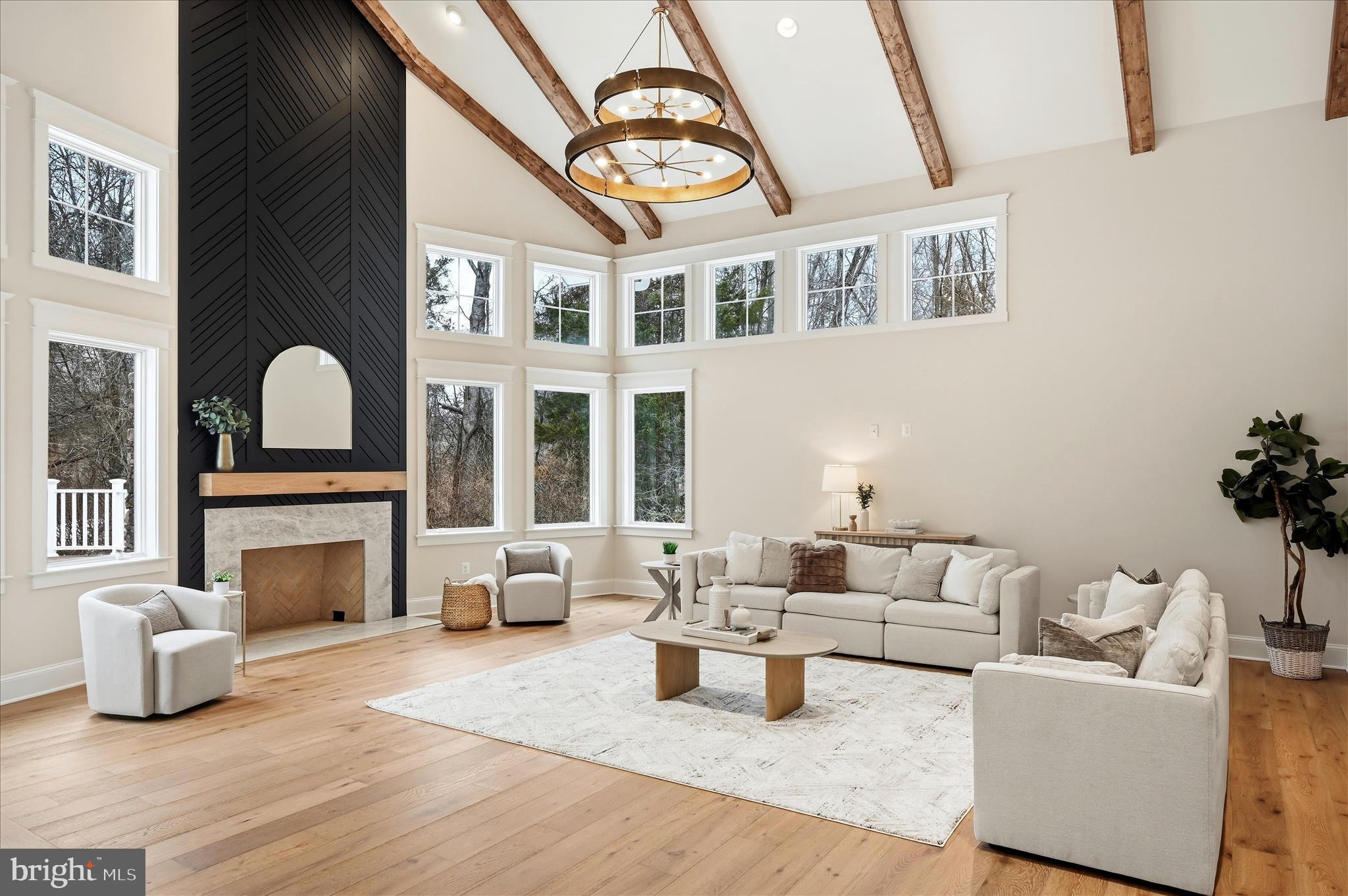 RED HILL - Residential