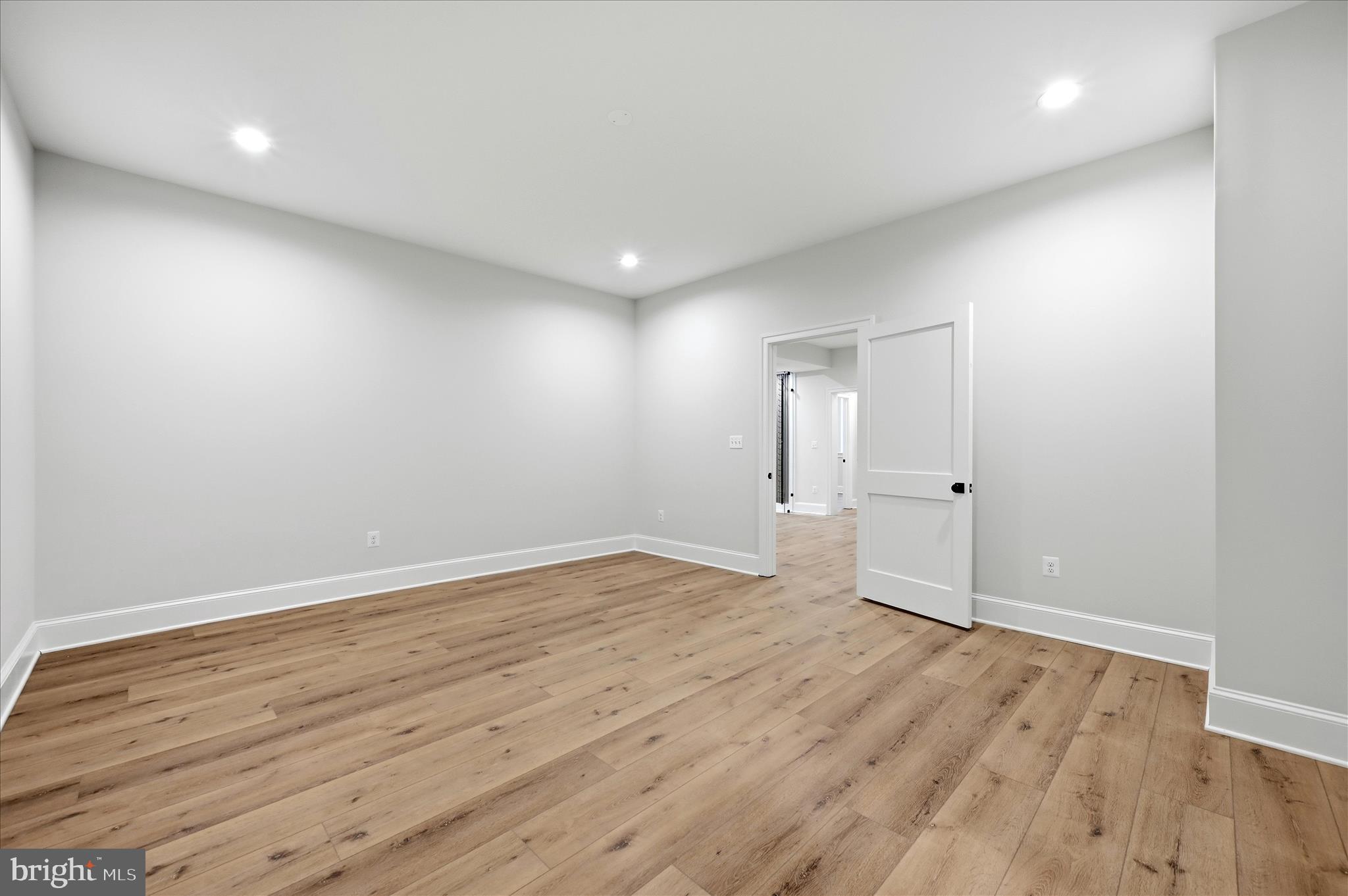 RED HILL - Residential