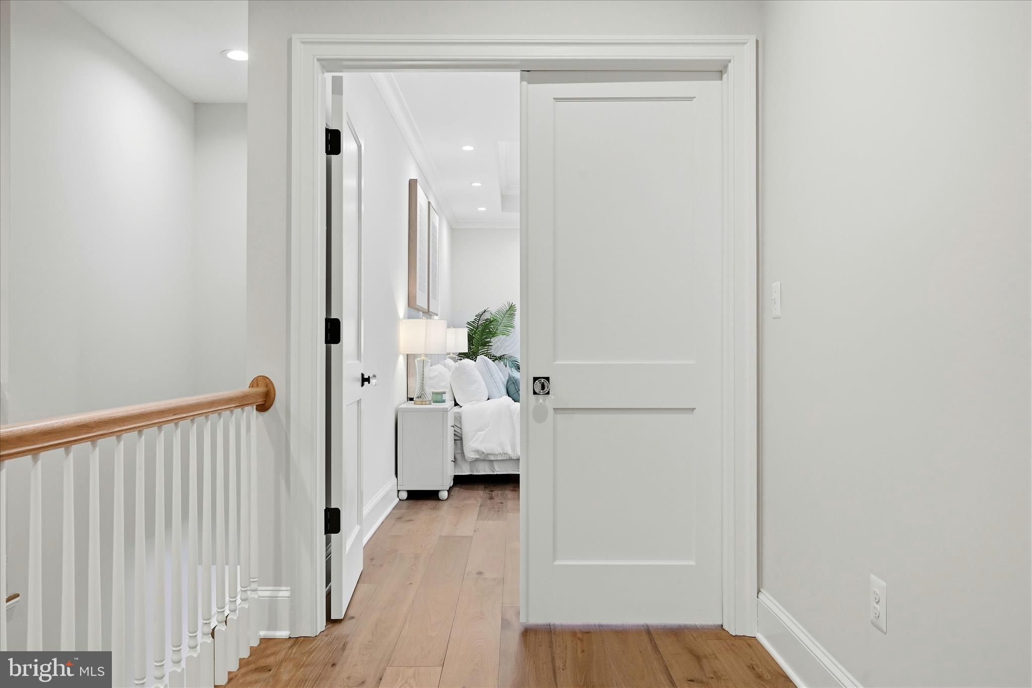 RED HILL - Residential