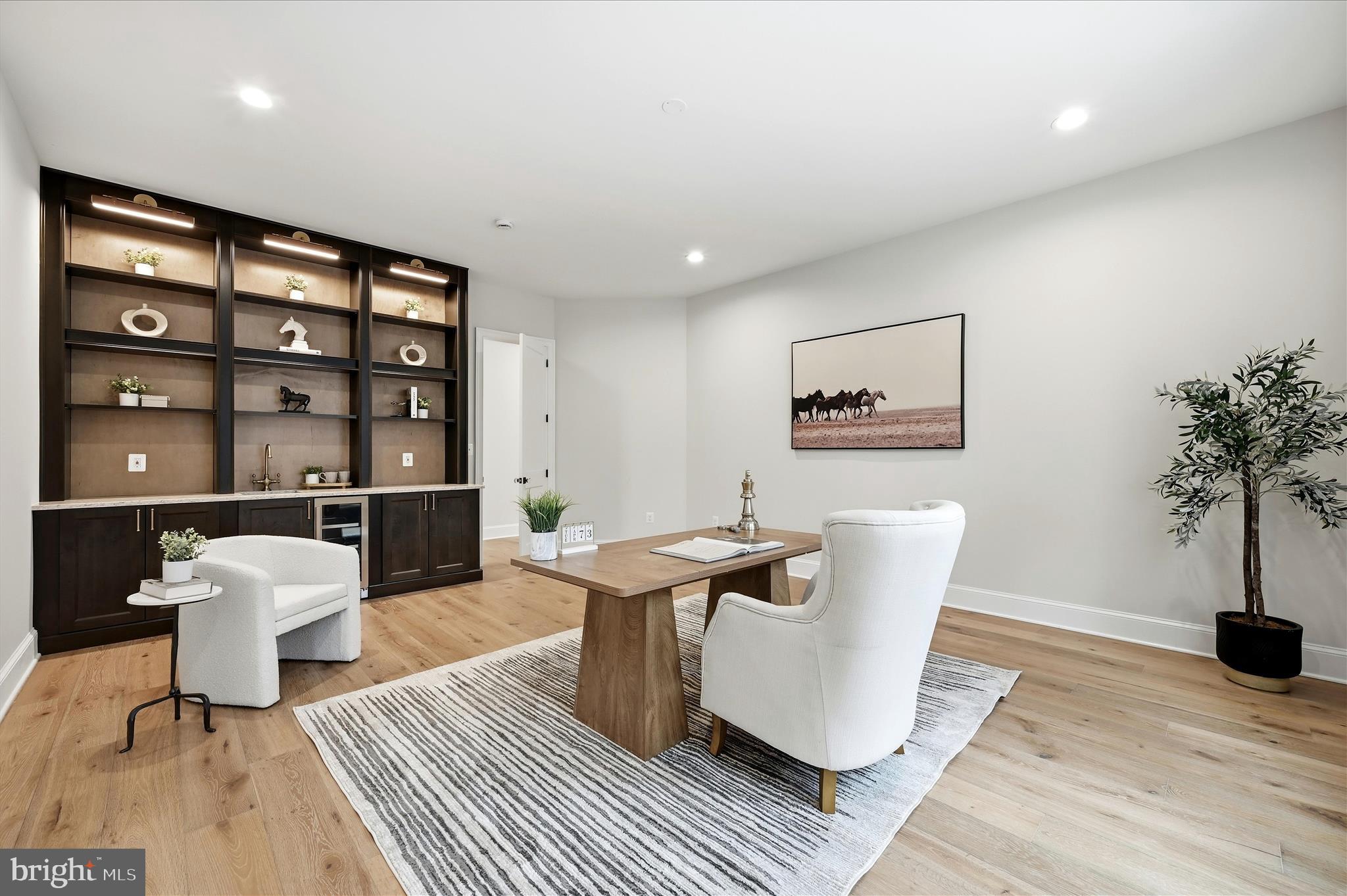 RED HILL - Residential