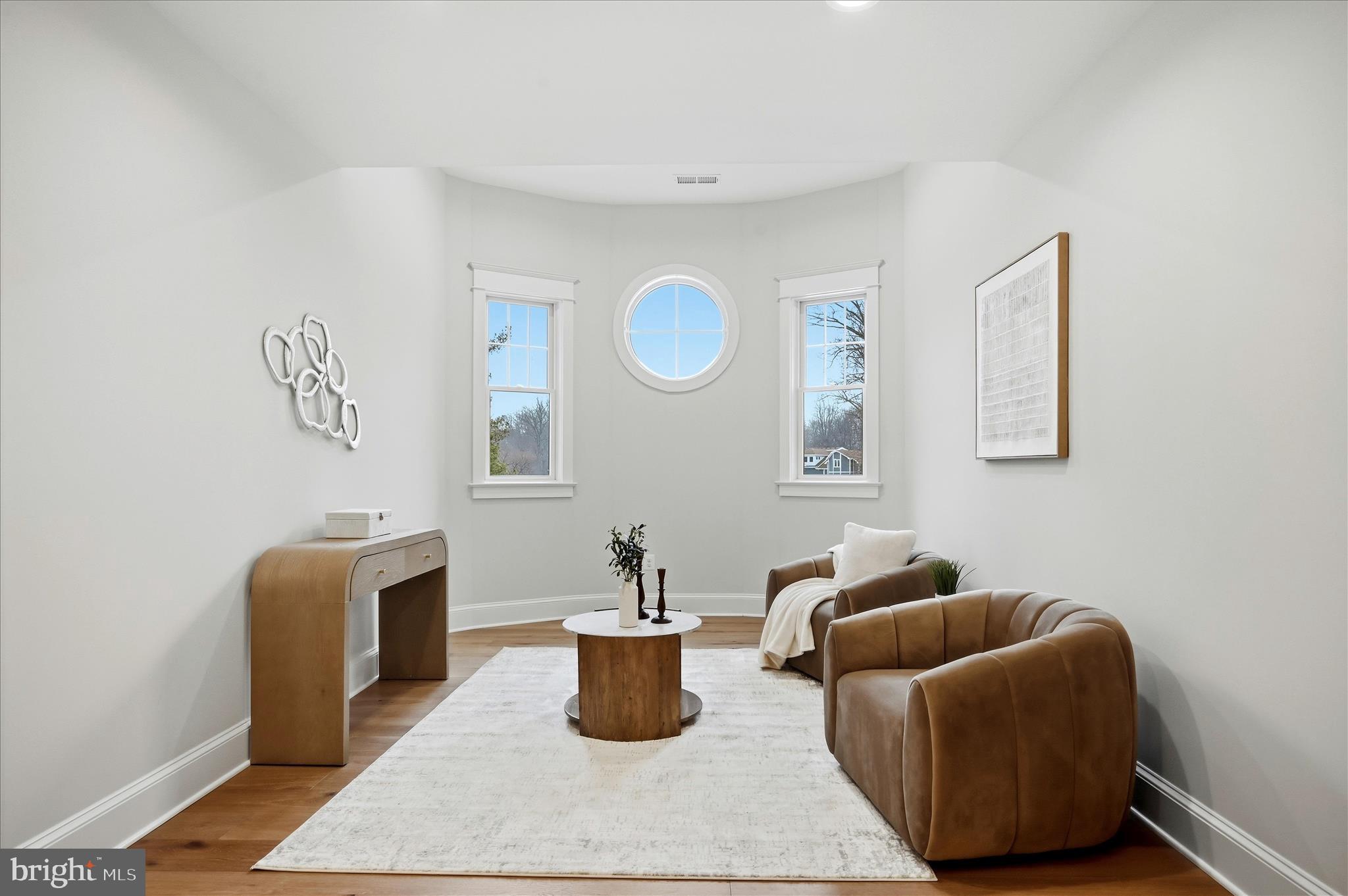 RED HILL - Residential