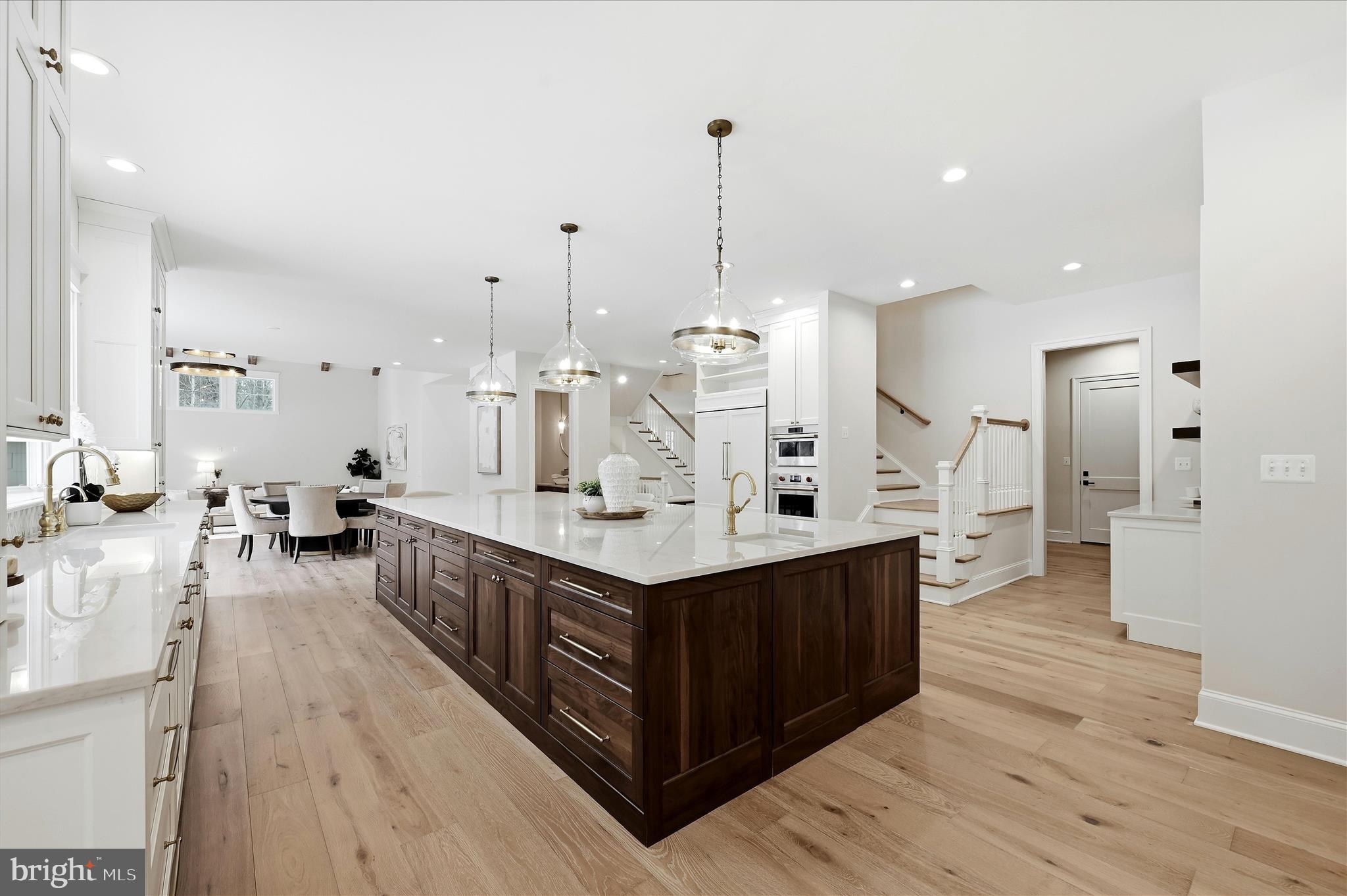 RED HILL - Residential