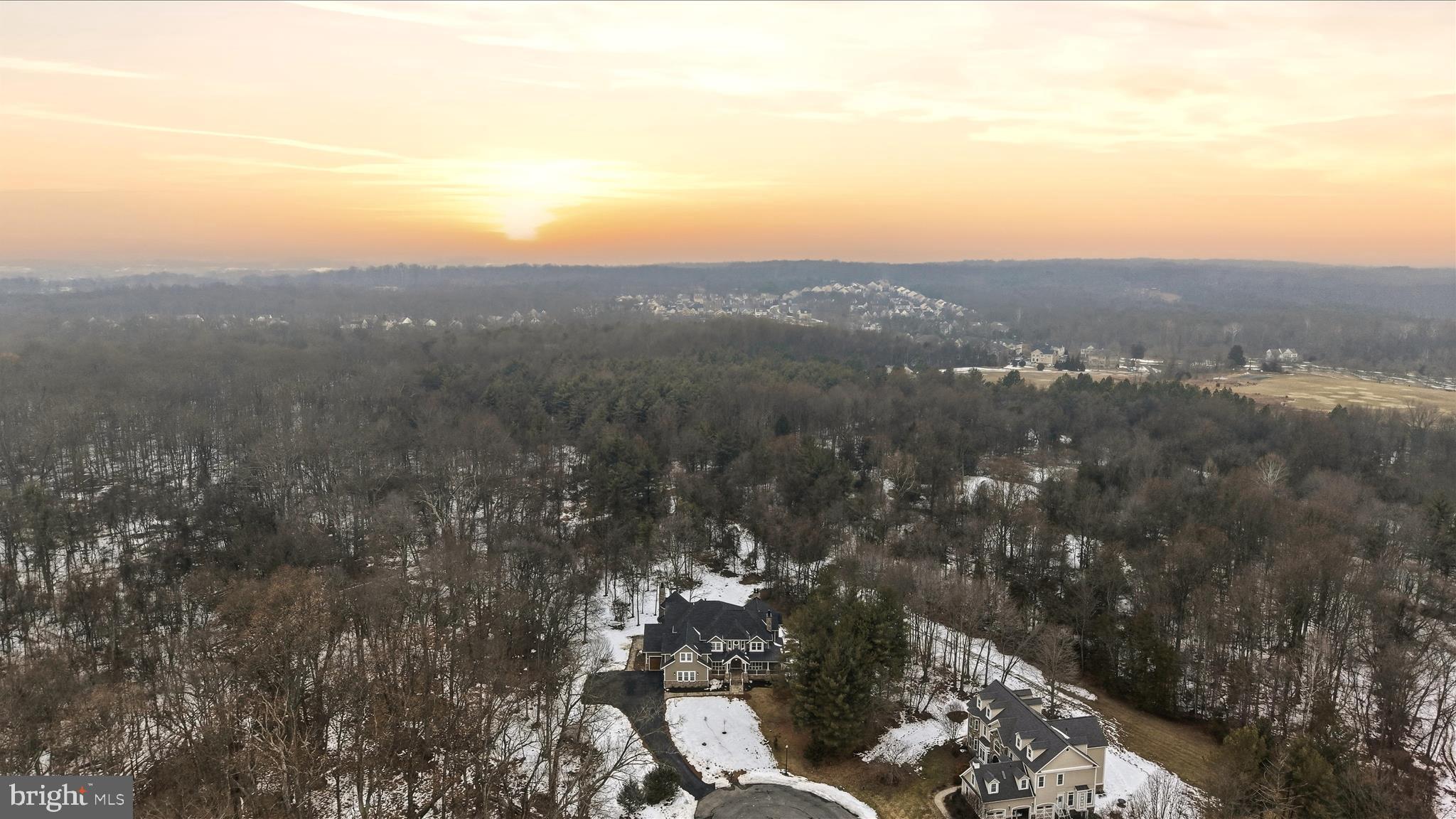 RED HILL - Residential