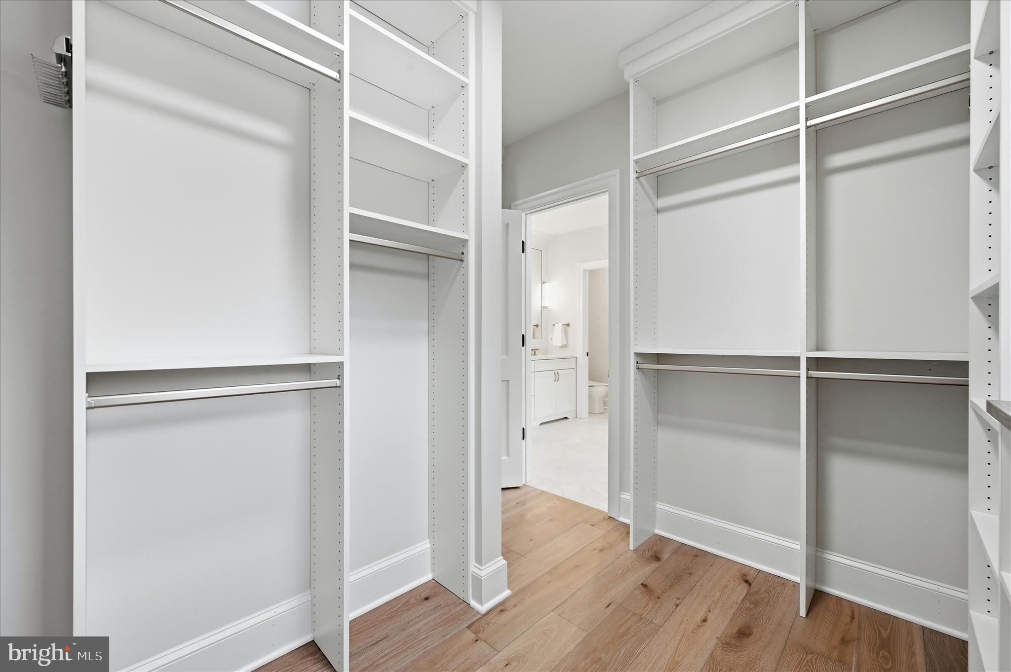 RED HILL - Residential