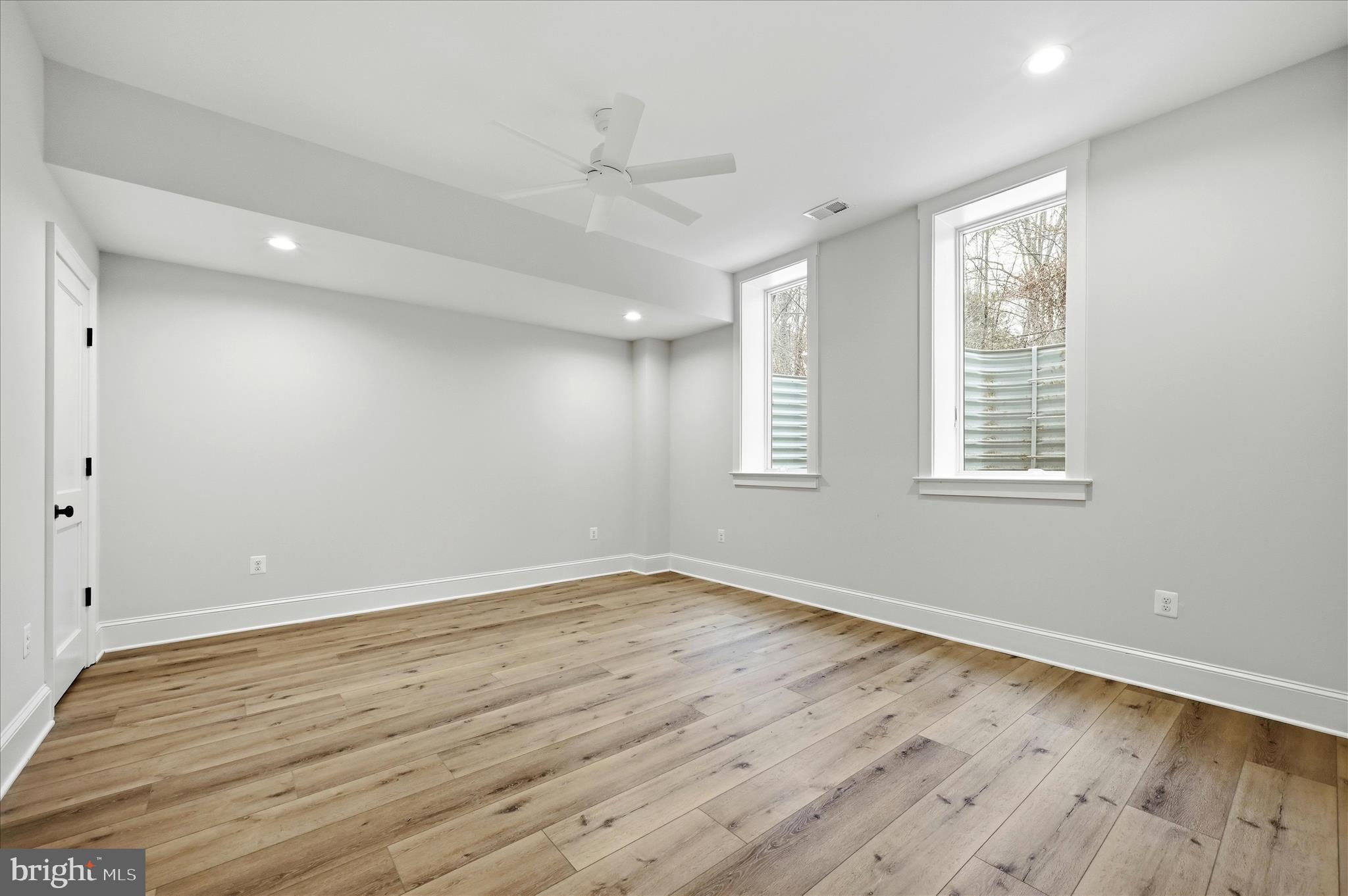 RED HILL - Residential