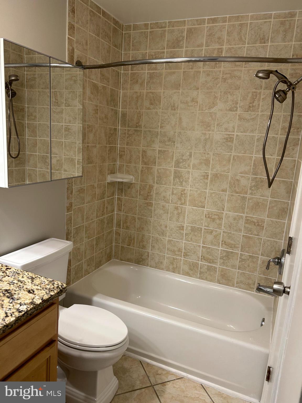 CARDINAL FOREST - Residential Lease