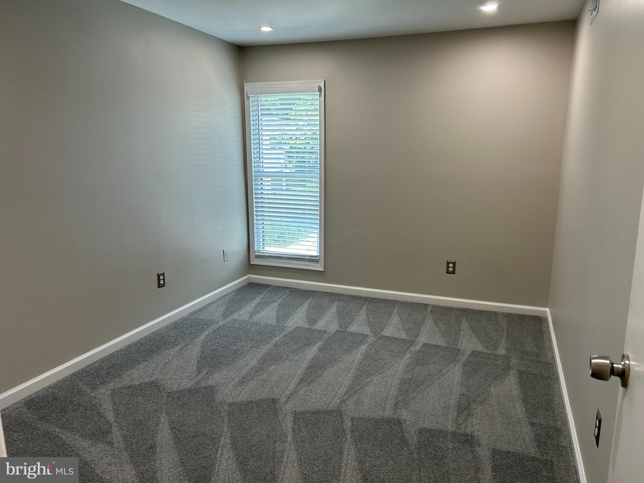 CARDINAL FOREST - Residential Lease